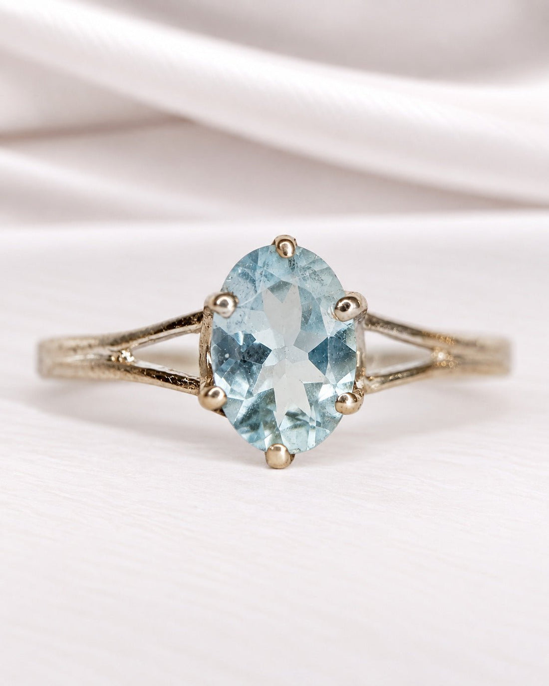 Bague Solitaire Aigue-Marine 0.56 carat "Mila" - Elliade Paris