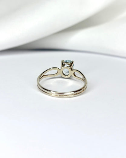 Bague Solitaire Aigue - Marine 0.60 carat “Sheryll” - Elliade Paris