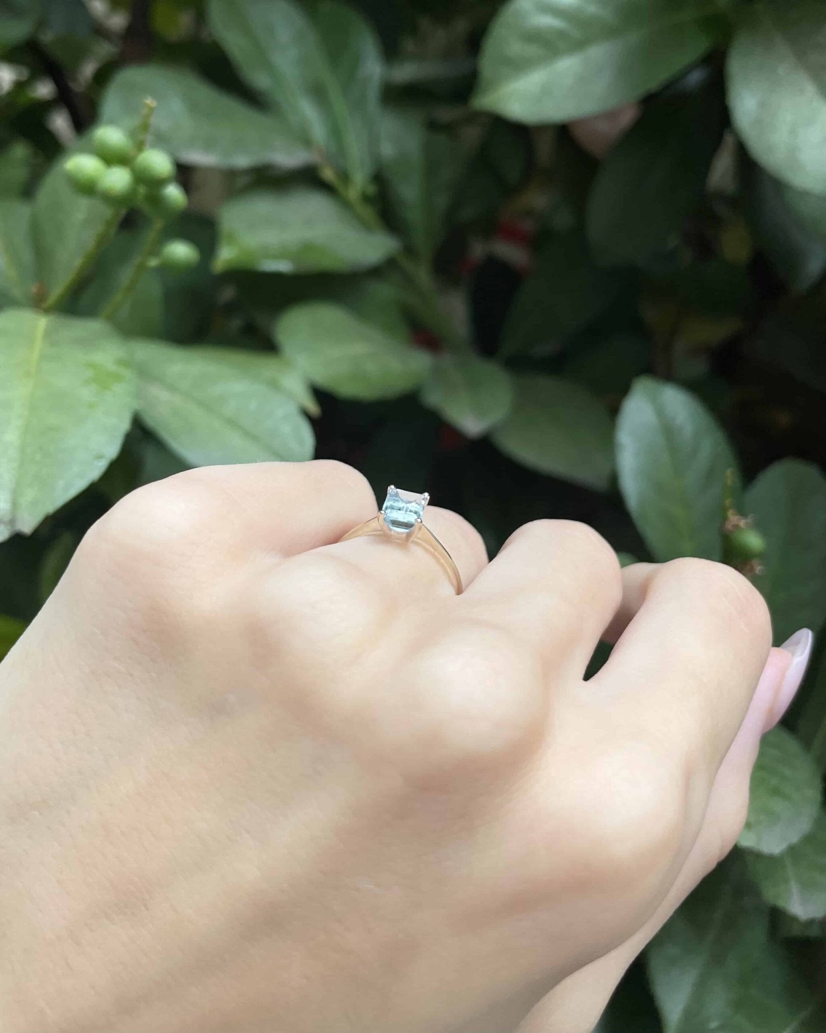 Bague Solitaire Aigue - Marine 0.75 carat "Aili" - Elliade Paris