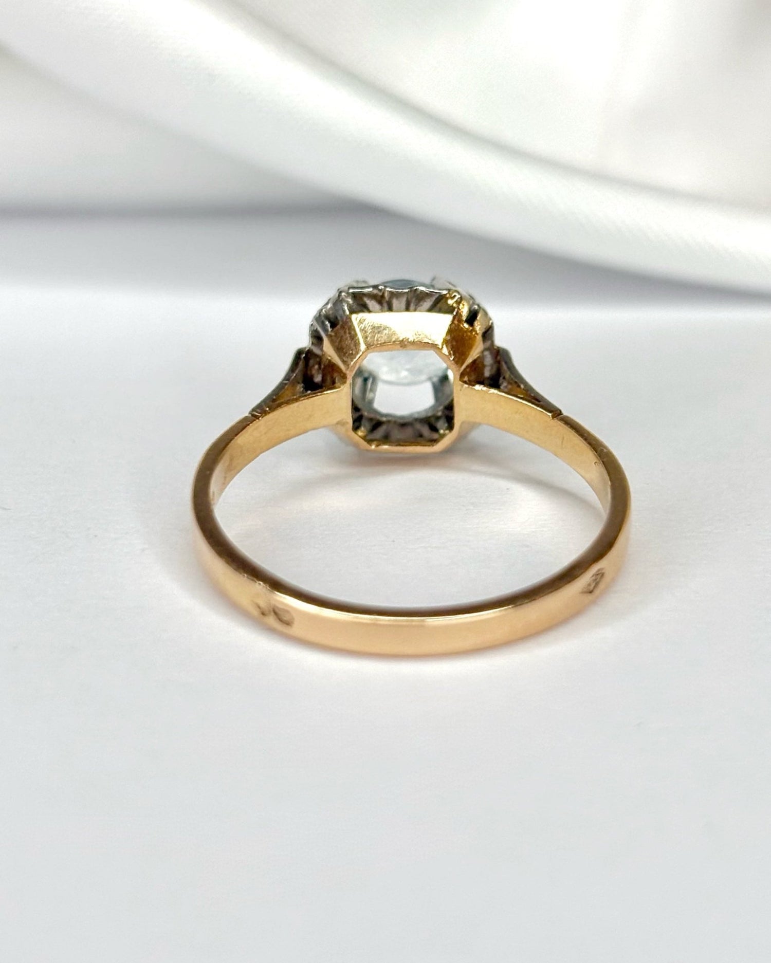 Bague Solitaire Aigue - Marine 0.80 carat &amp; Diamants "Maria" - Elliade Paris