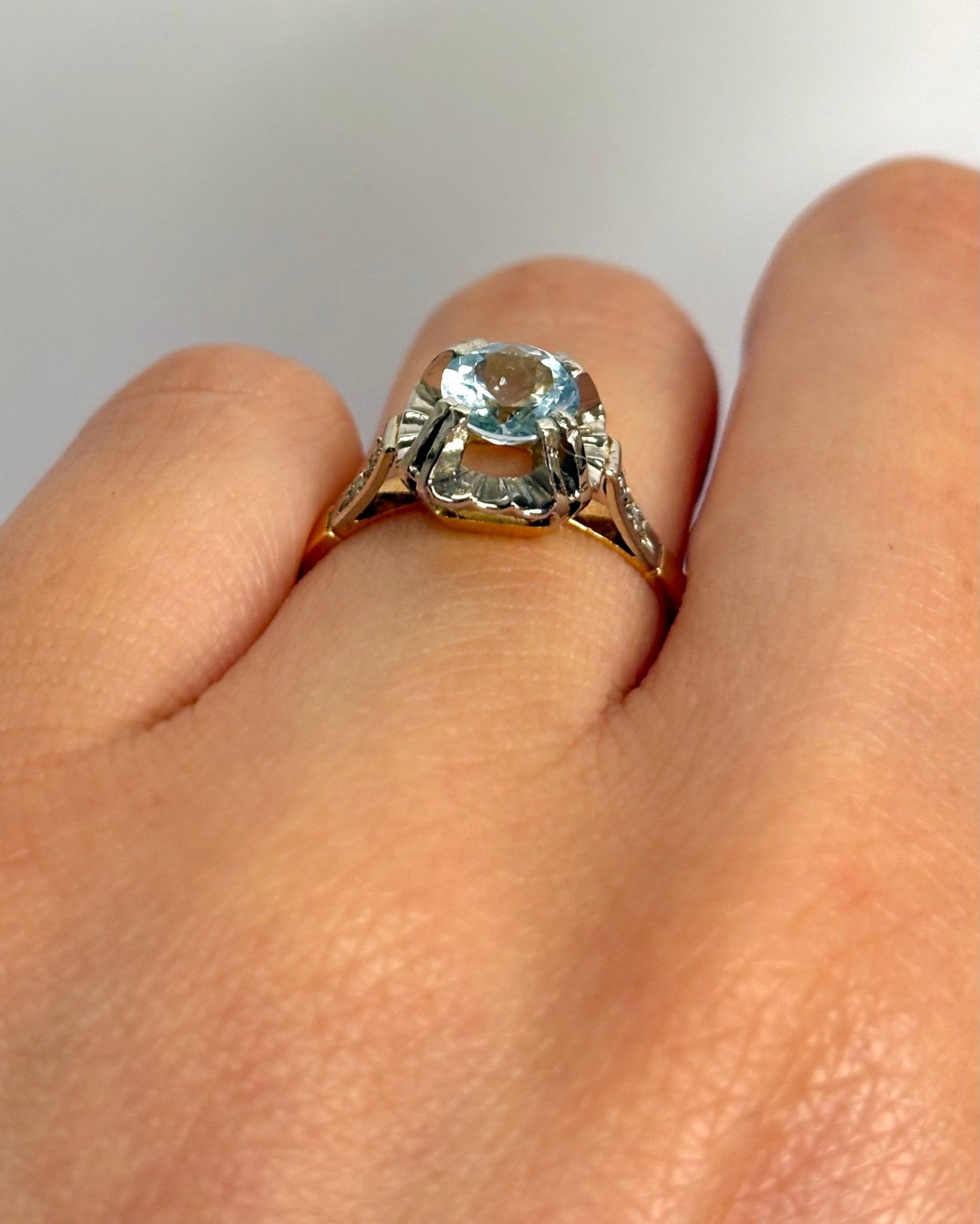 Bague Solitaire Aigue - Marine 0.80 carat &amp; Diamants "Maria" - Elliade Paris