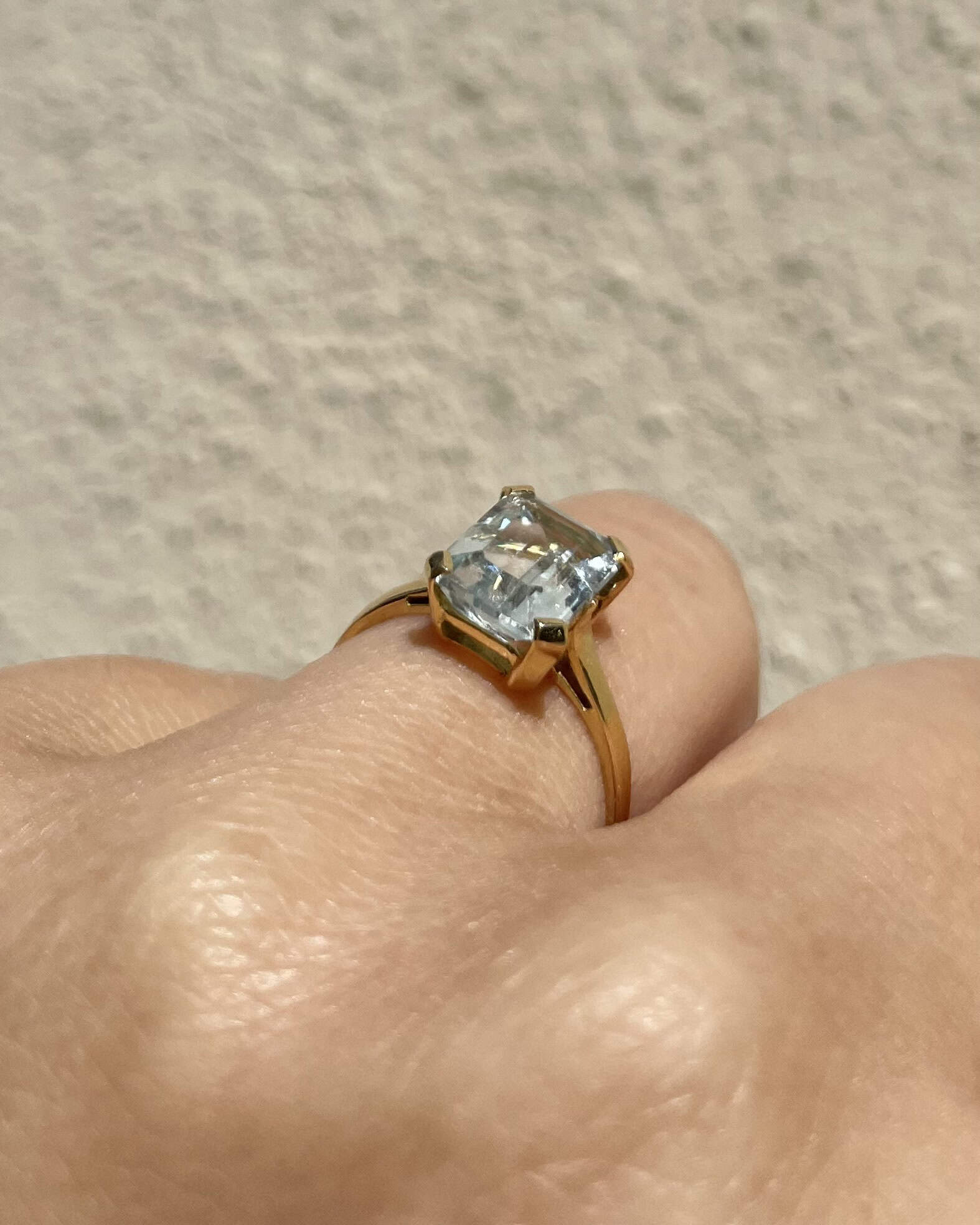 Bague Solitaire Aigue - Marine 1.90 carat &quot;Penelope&quot; - Elliade Paris