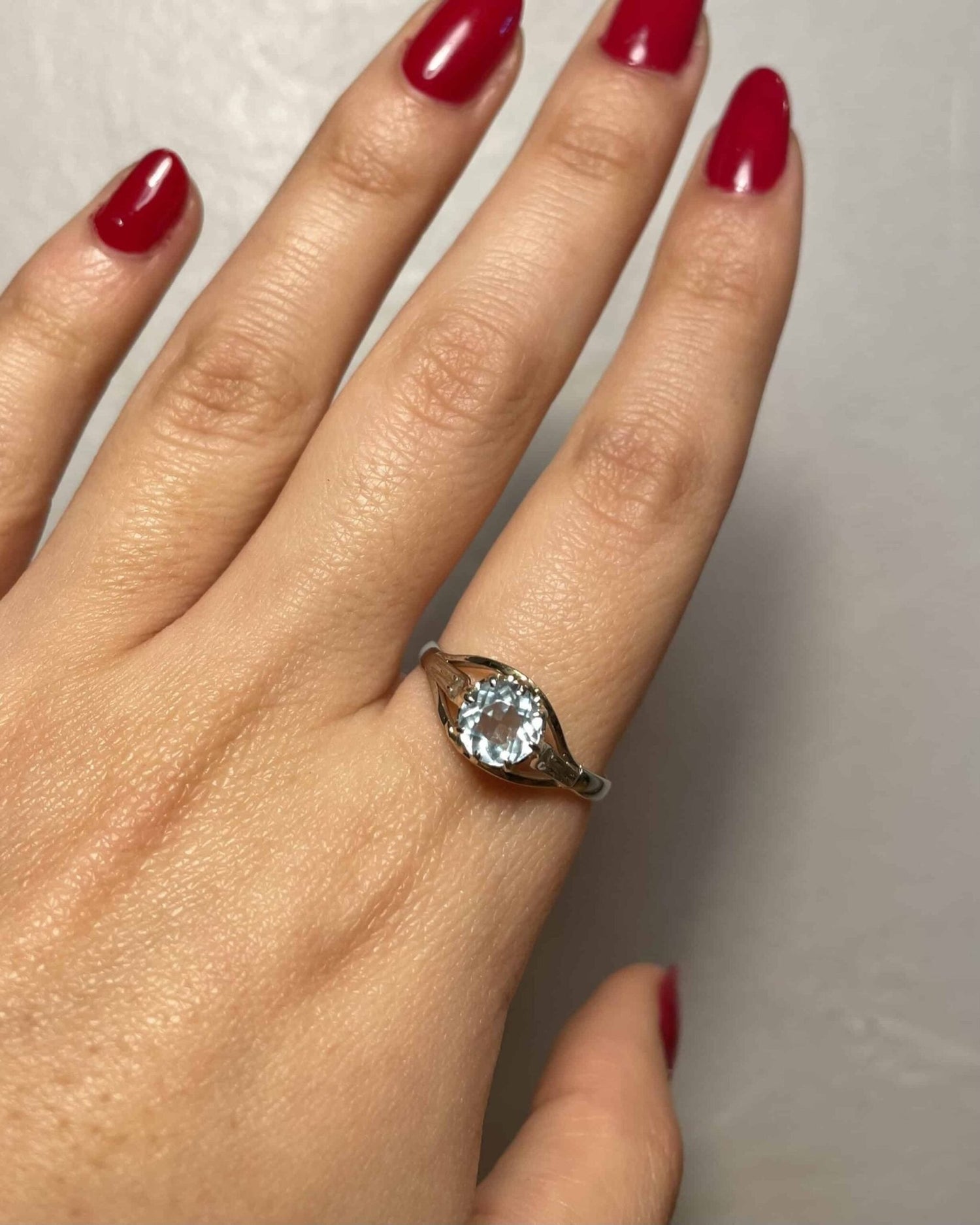 Bague Solitaire Aigue - marine &amp; Diamants &quot;Amalie&quot; - Elliade Paris
