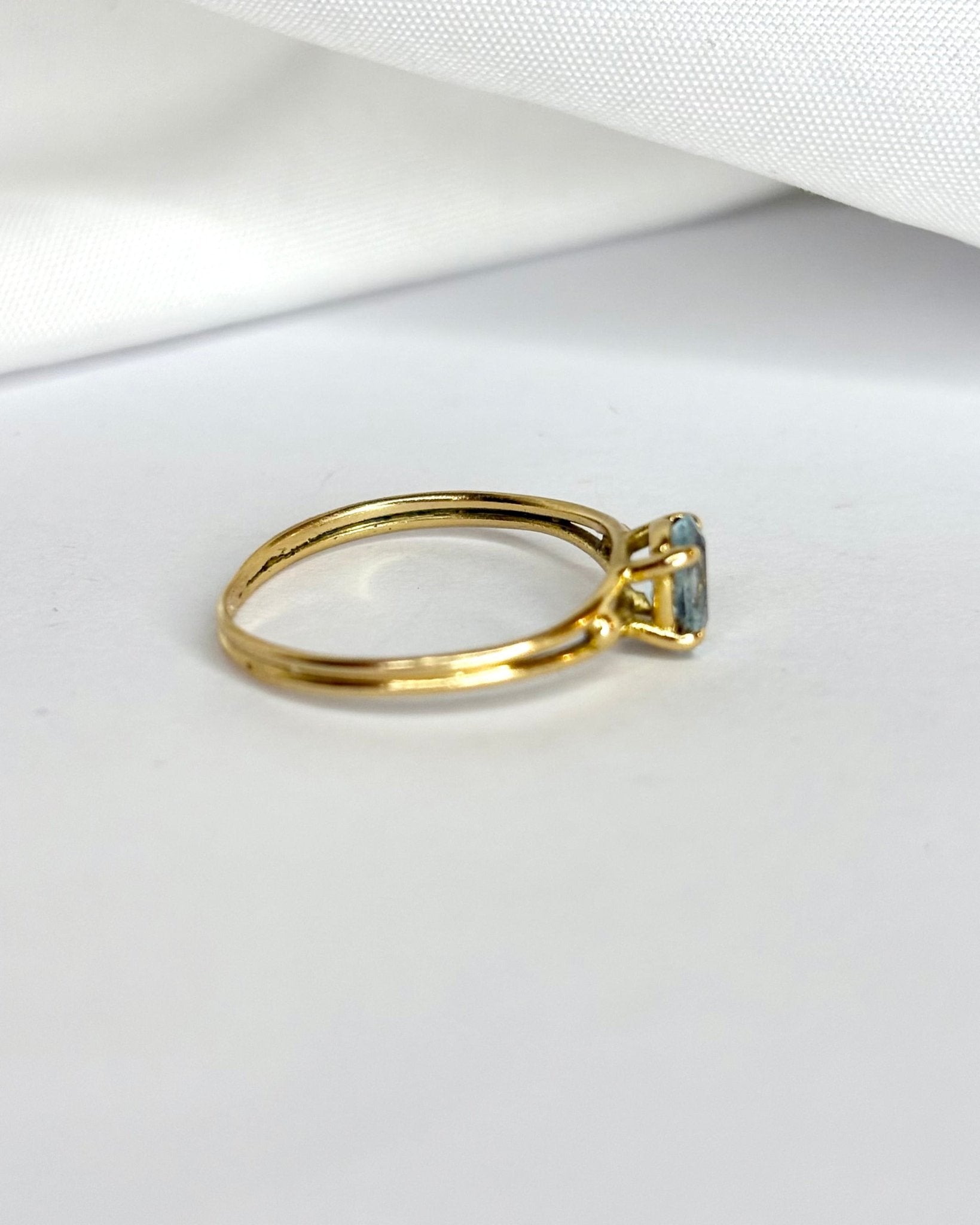 Bague Solitaire Aigue - Marine “Sharen” - Elliade Paris