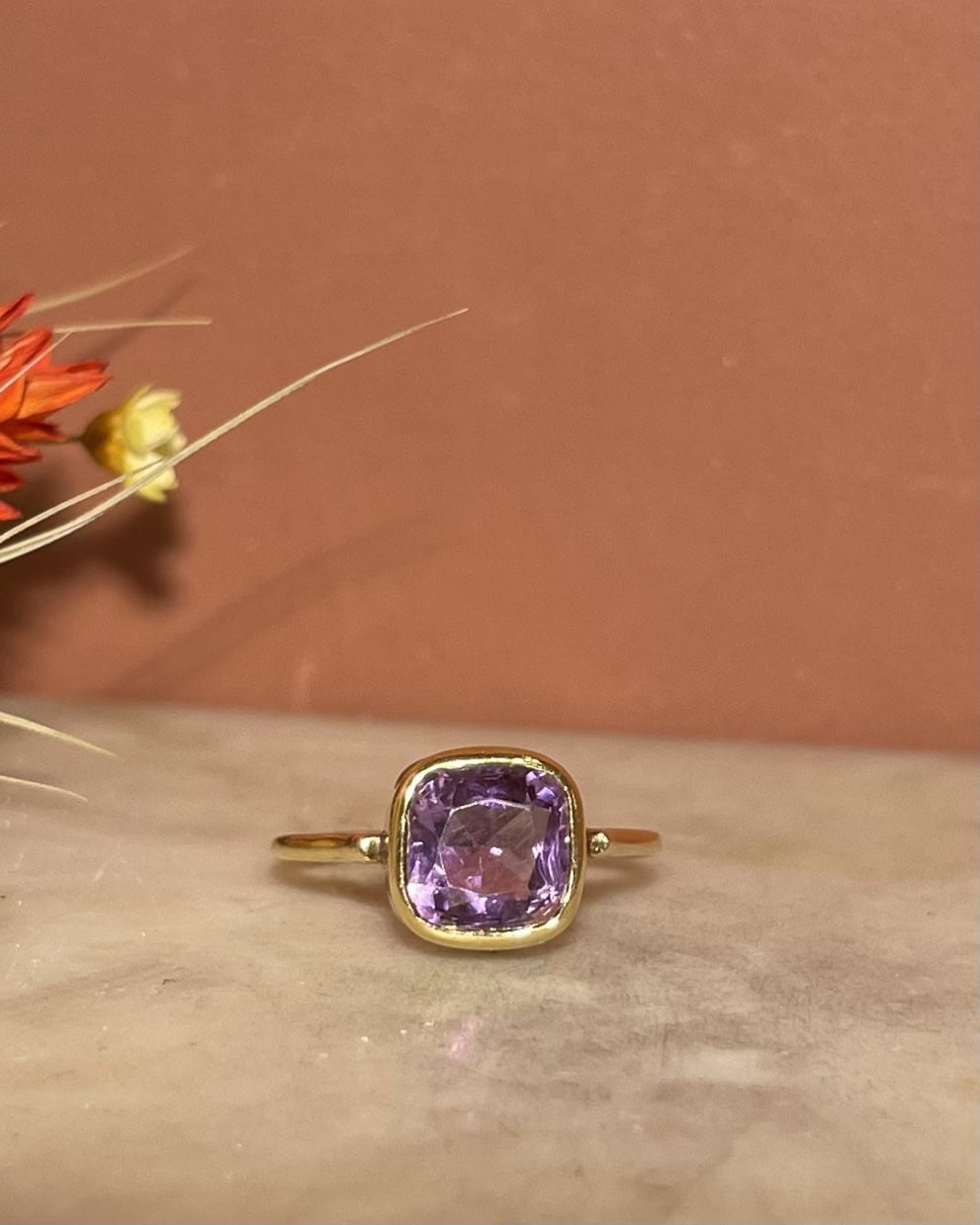 Bague Solitaire Améthyste 1.90 carat "Hezia" - Elliade Paris