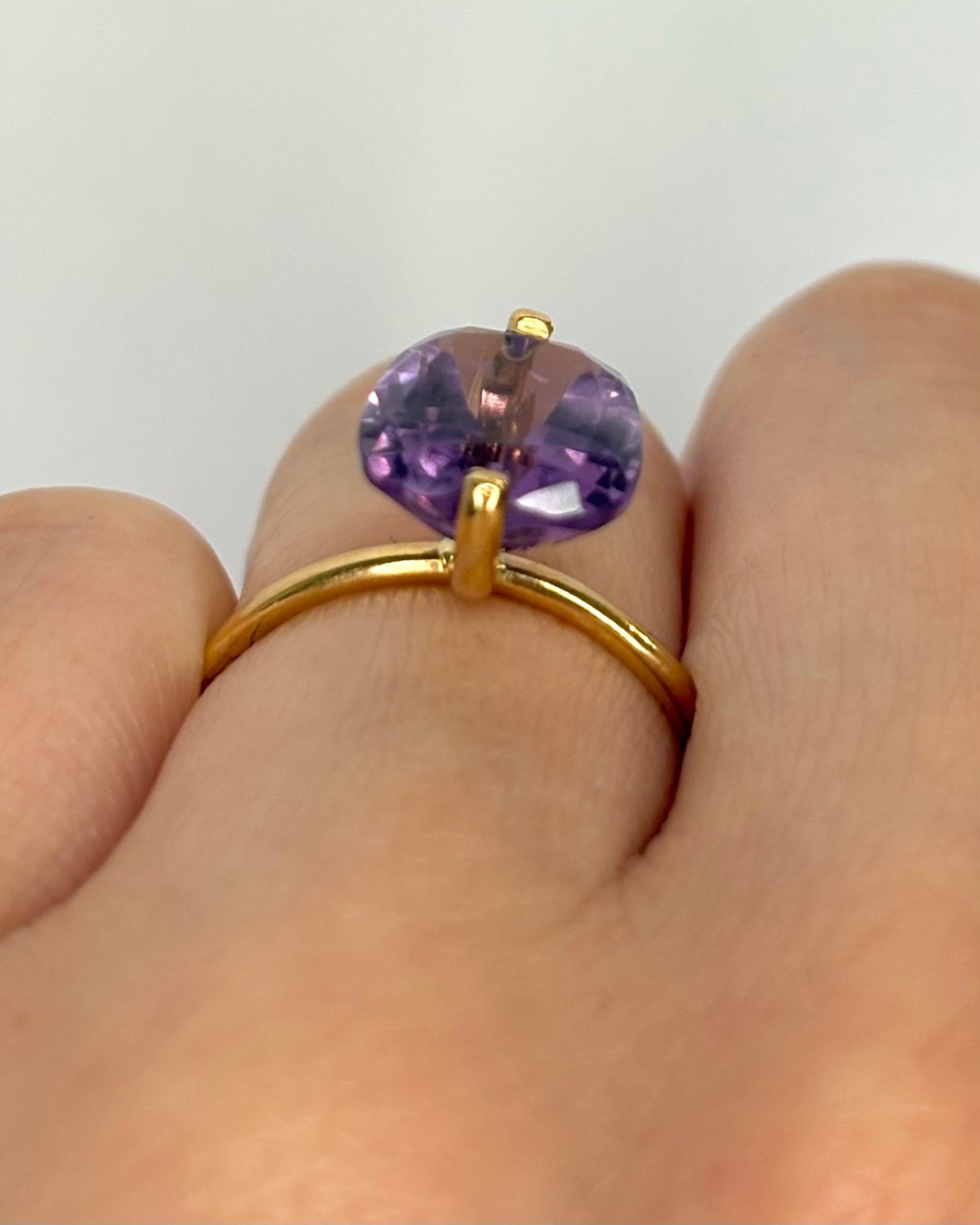 Bague Solitaire Améthyste 4 carats "Maïtena" - Elliade Paris