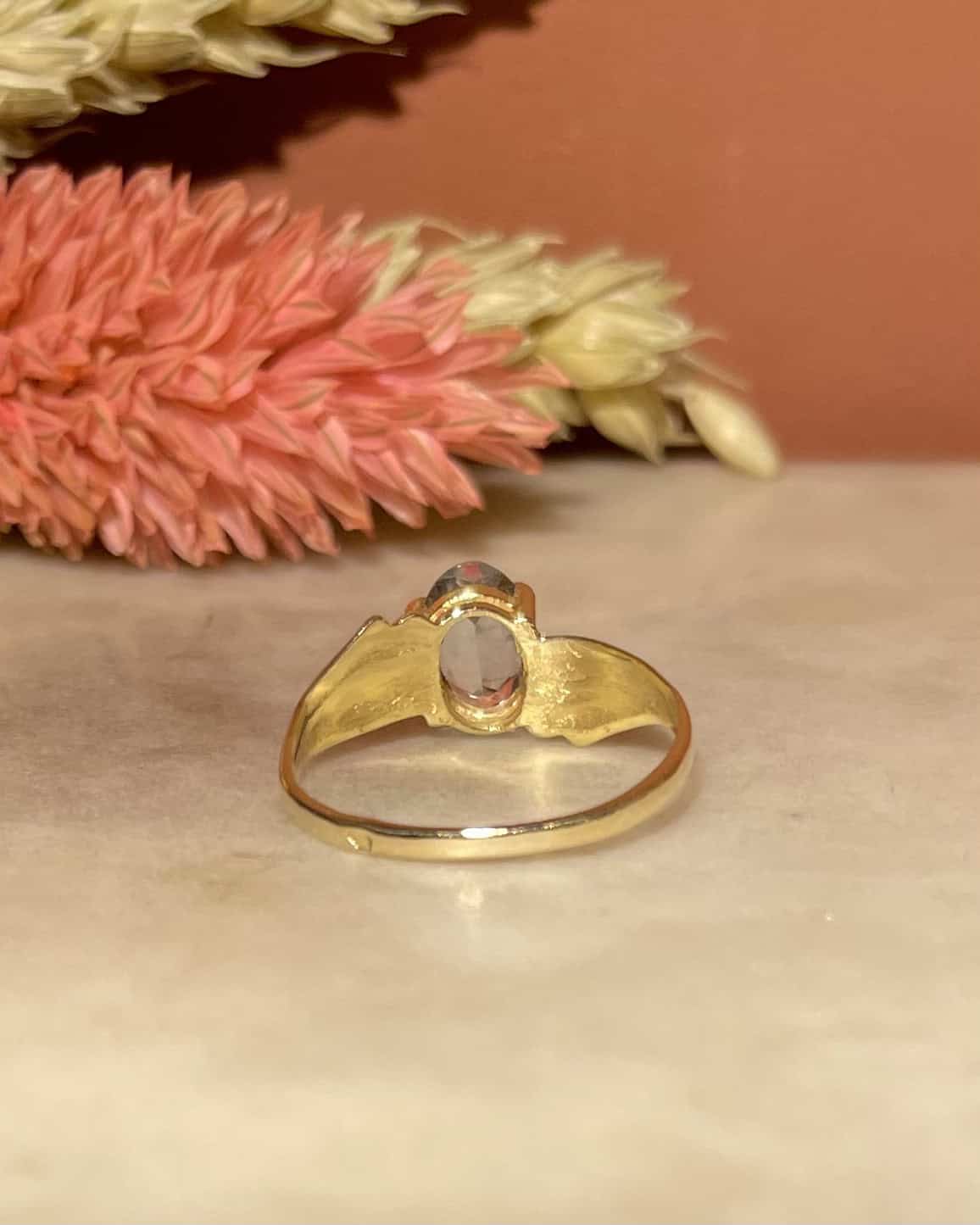 Anillo solitario de aguamarina "Aléana"
