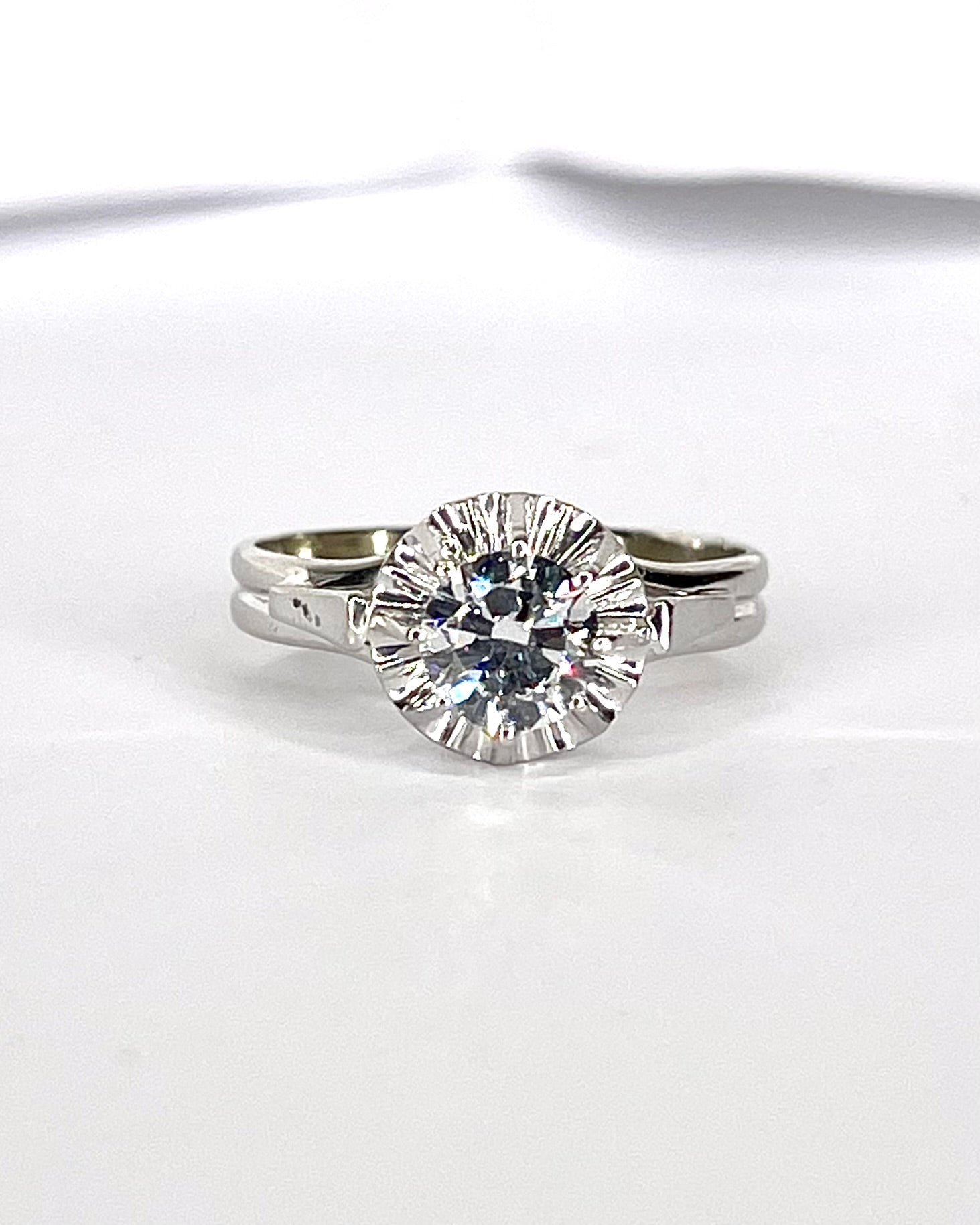 Bague Solitaire Art - Déco Diamant 0.75 carat "Sylvie" - Elliade Paris