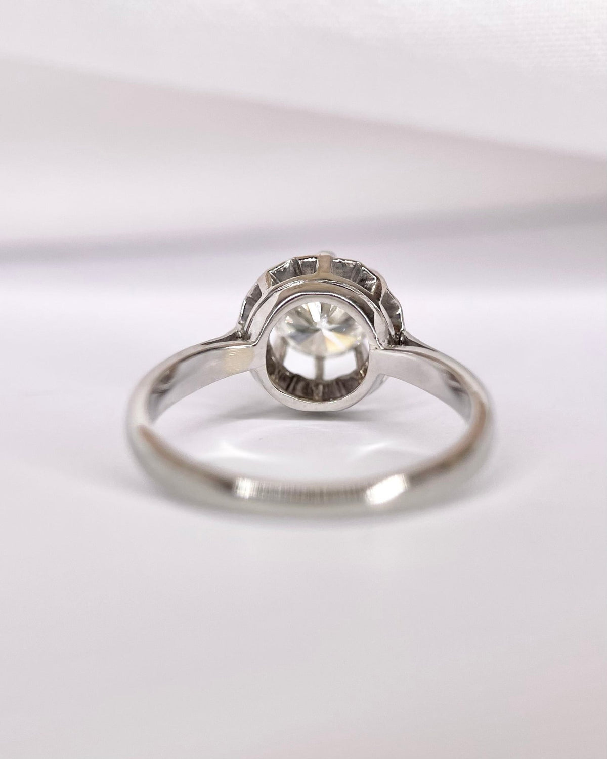 Bague Solitaire Art-Déco Diamant 0.81 carat G/VVS1 "Célia" - Elliade Paris
