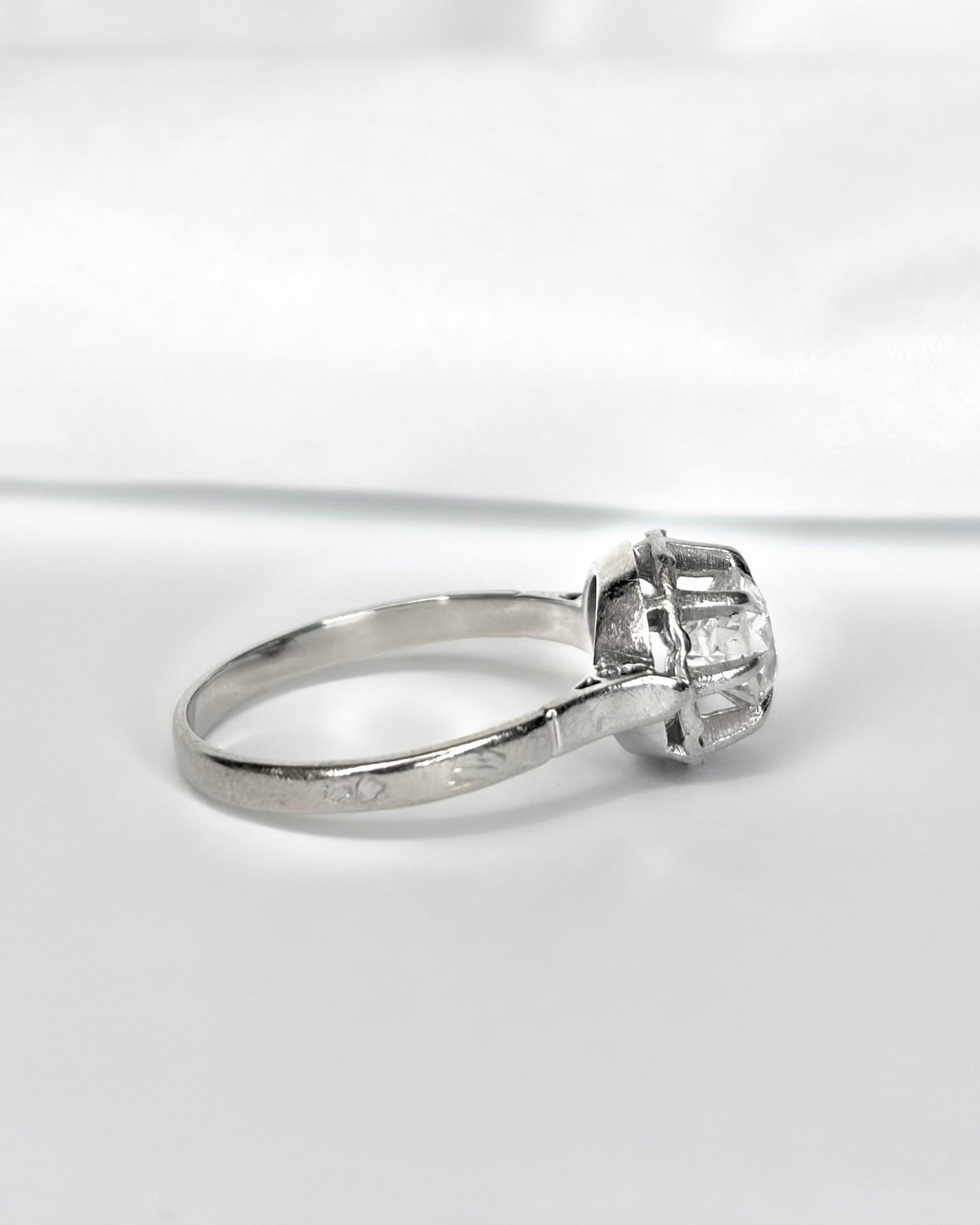 Bague Solitaire Art - Déco Diamant 1.02 carat "Fannie" - Elliade Paris