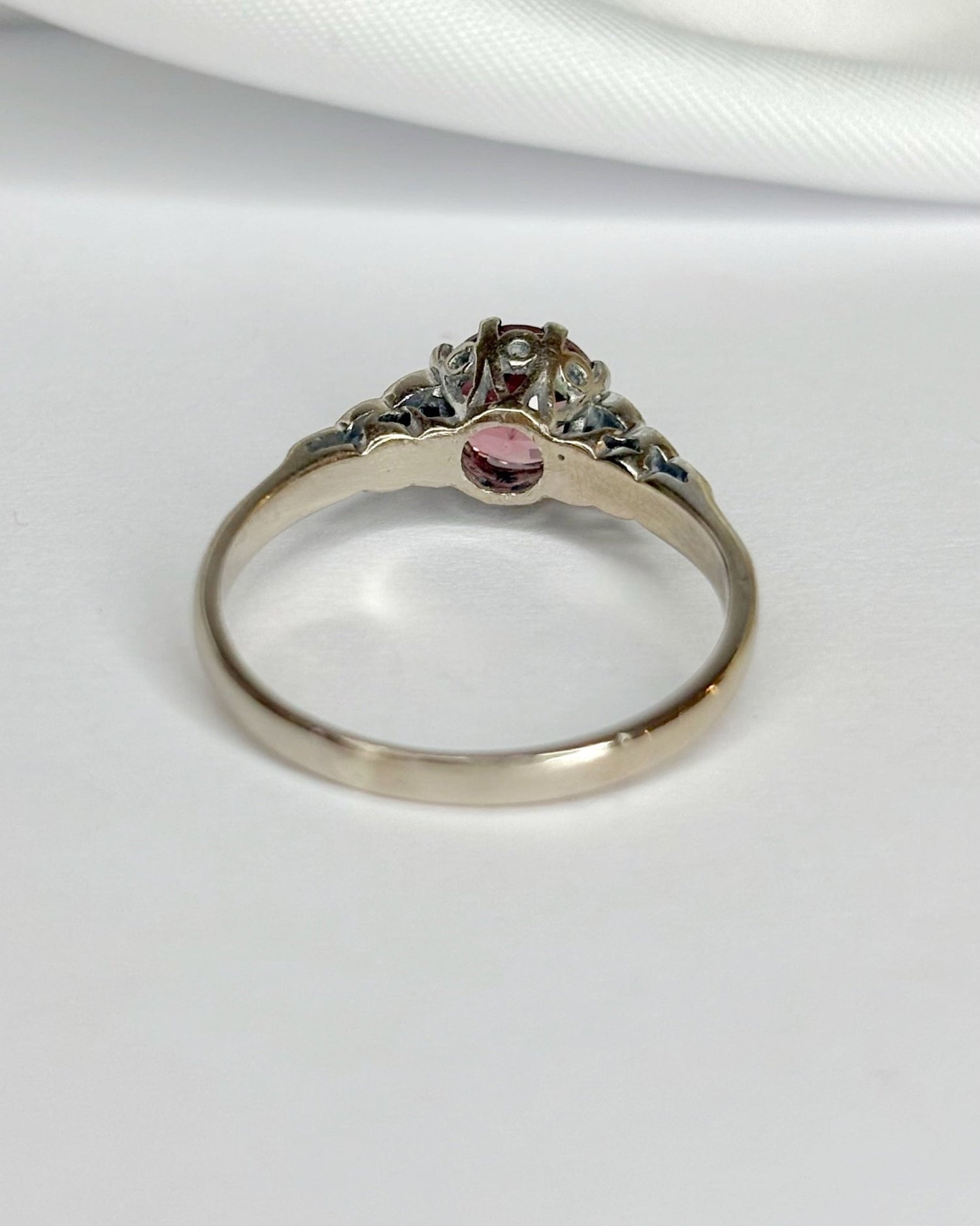 Bague Solitaire Art - déco Tourmaline 0.90 carat &amp; Diamants "Sandra" - Elliade Paris