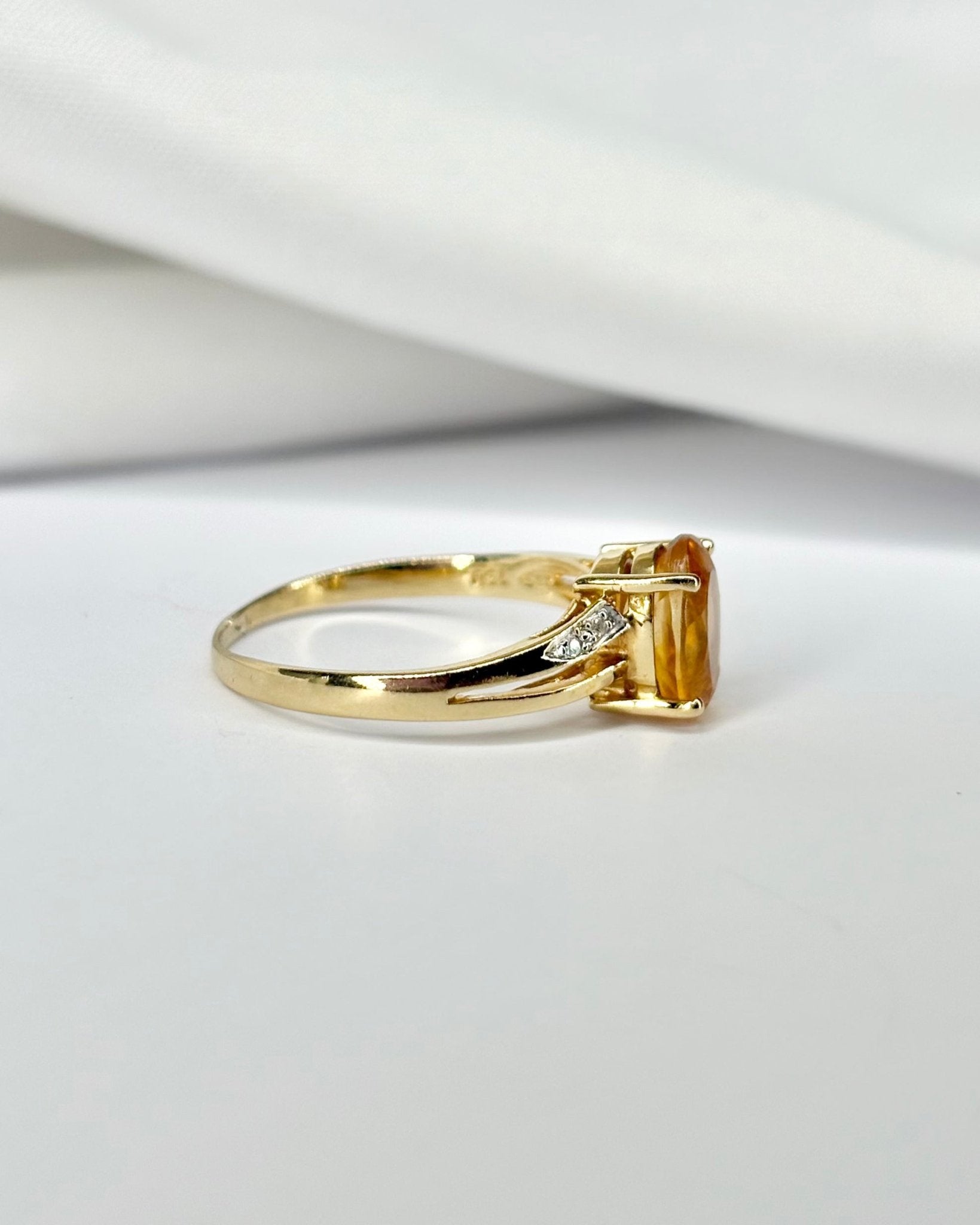Bague Solitaire Citrine 1.10 carat &amp; Diamants "Nala" - Elliade Paris