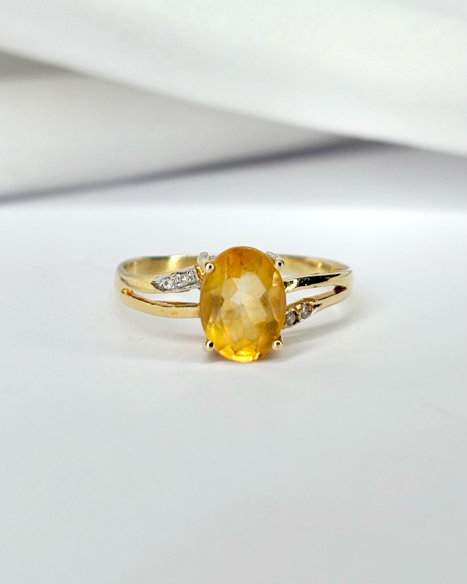 Bague Solitaire Citrine 1.10 carat &amp; Diamants "Nala" - Elliade Paris