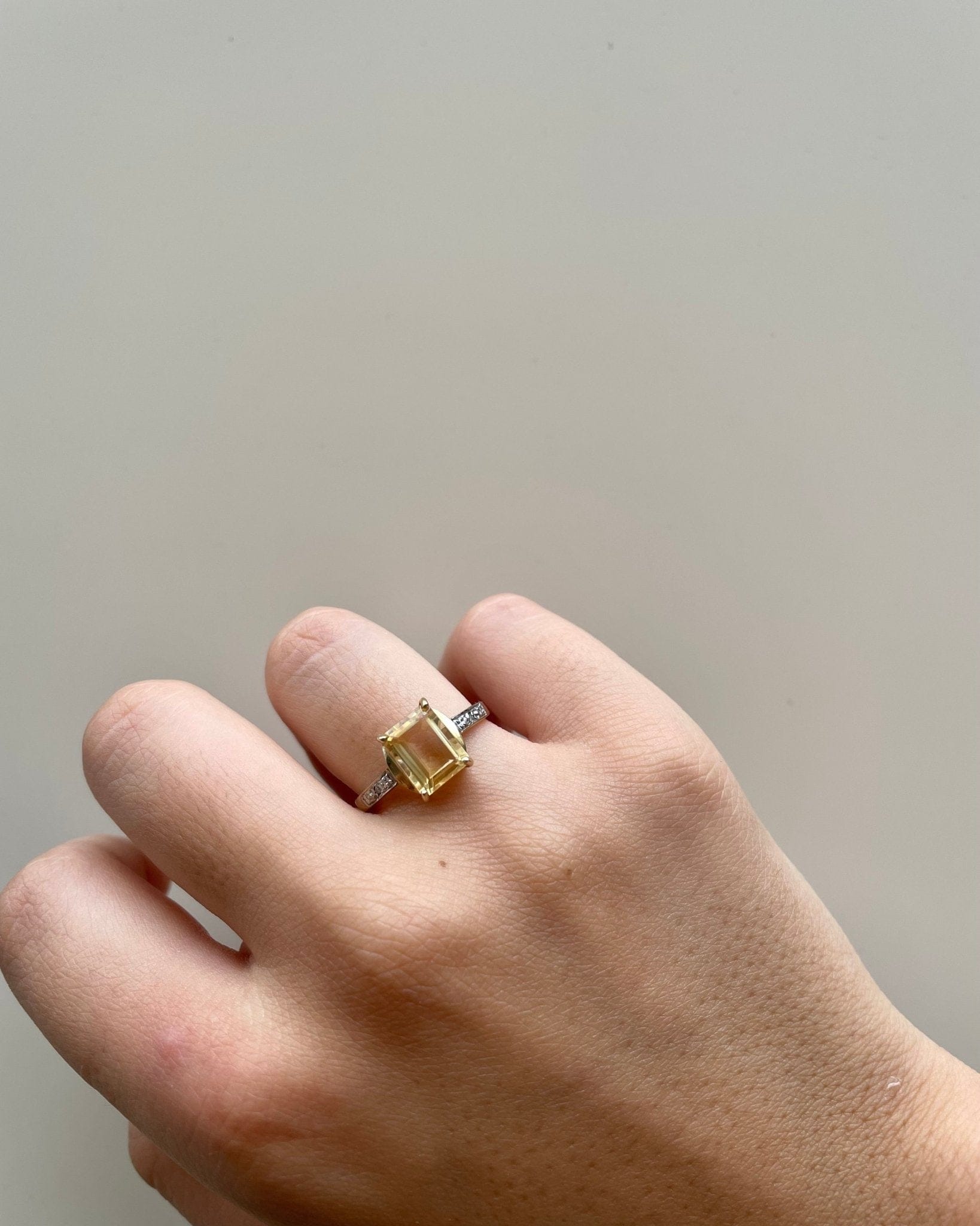 Bague Solitaire Citrine 2.25 carats &amp; Diamants "Dréa" - Elliade Paris