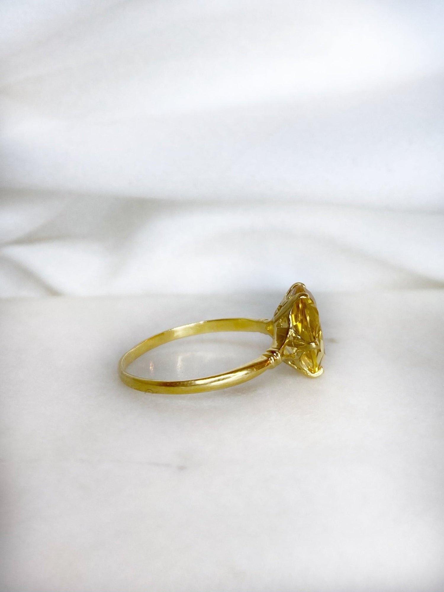 Bague Solitaire Citrine 2.80 carats “Luzia&quot; - Elliade Paris