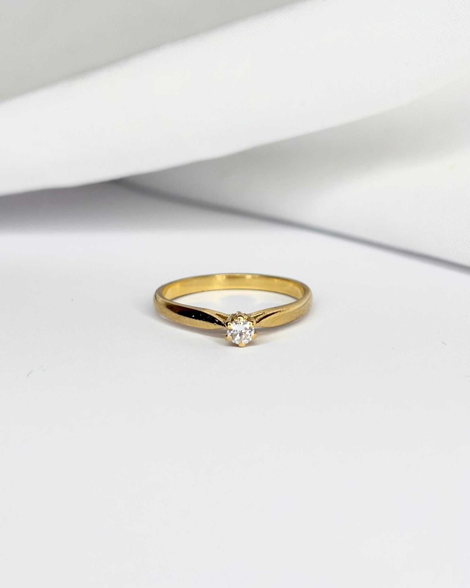 Bague Solitaire Diamant 0.10 carat &quot;Stella&quot; - Elliade Paris