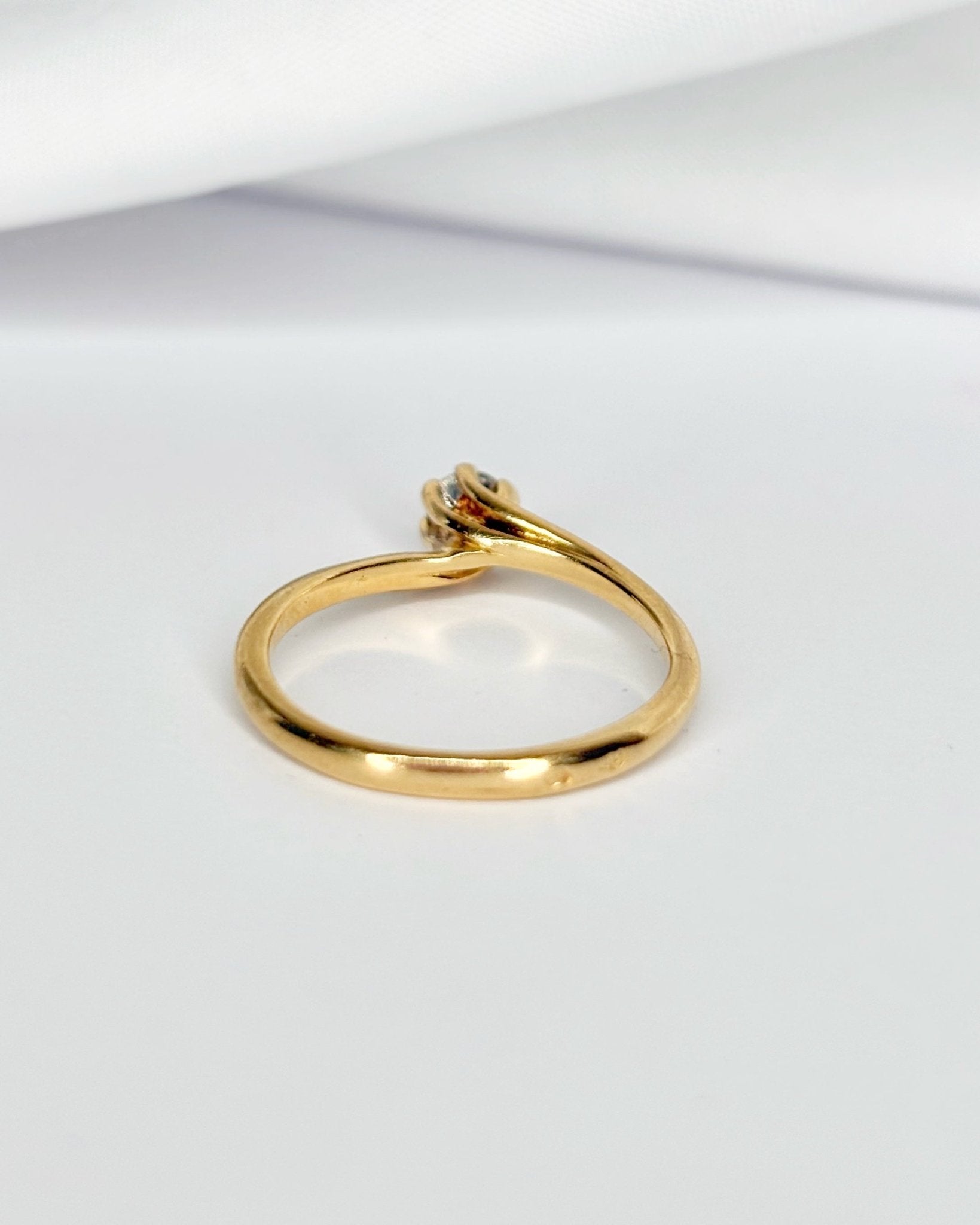 Bague Solitaire Diamant 0.18 carat "Yunna" - Elliade Paris