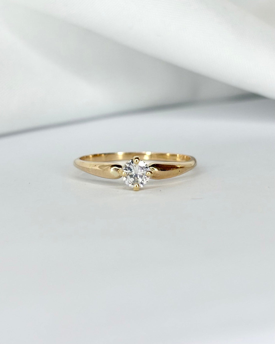 Bague Solitaire Diamant 0.20 carat &quot;Adèle&quot; - Elliade Paris