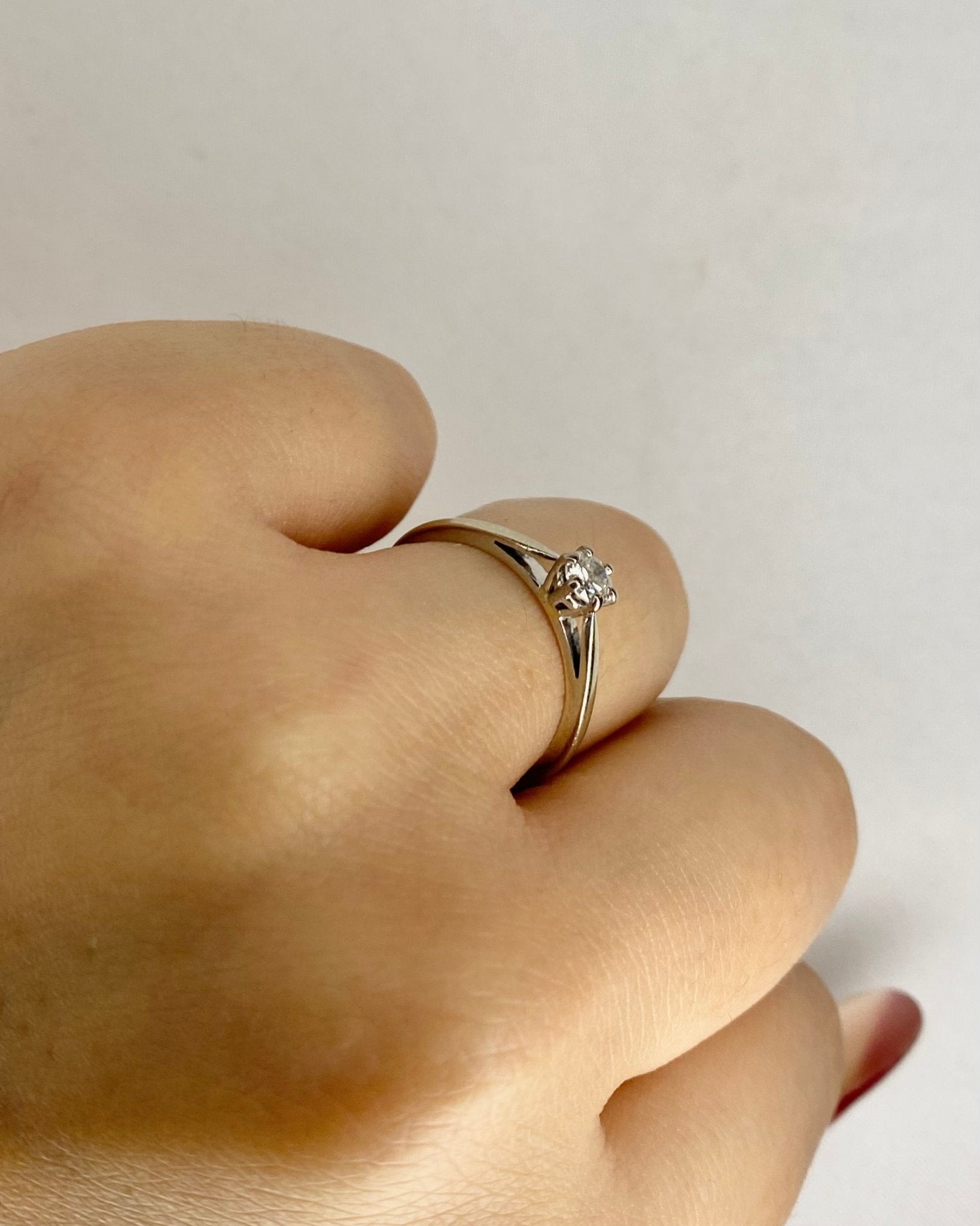 Bague Solitaire Diamant 0.20 carat "Leïla" - Elliade Paris