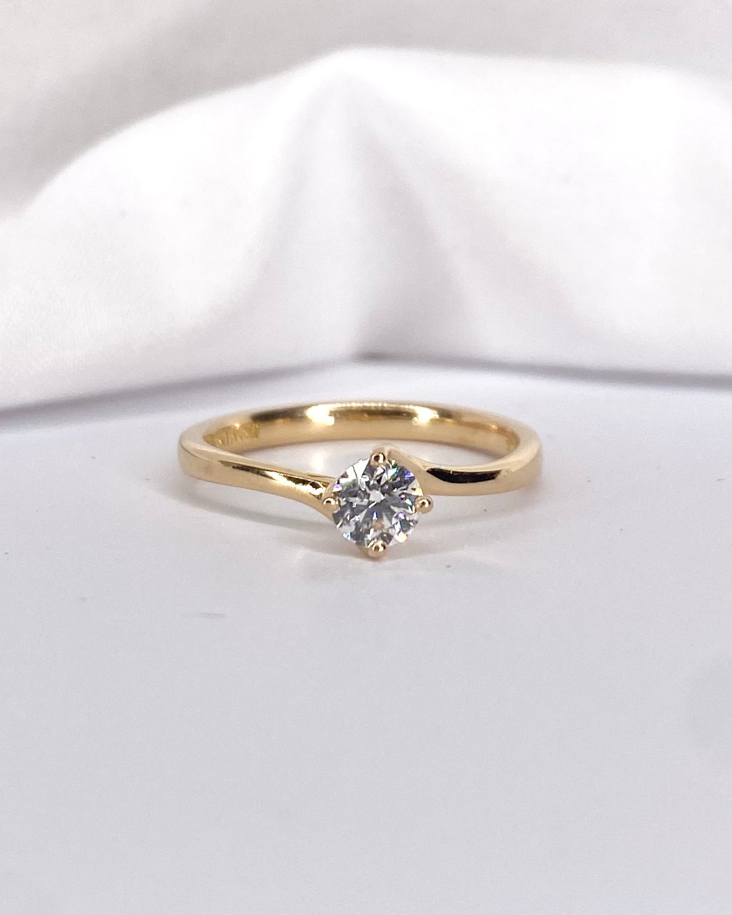 Bague Solitaire Diamant 0.33 carat &quot;Edna&quot; - Elliade Paris