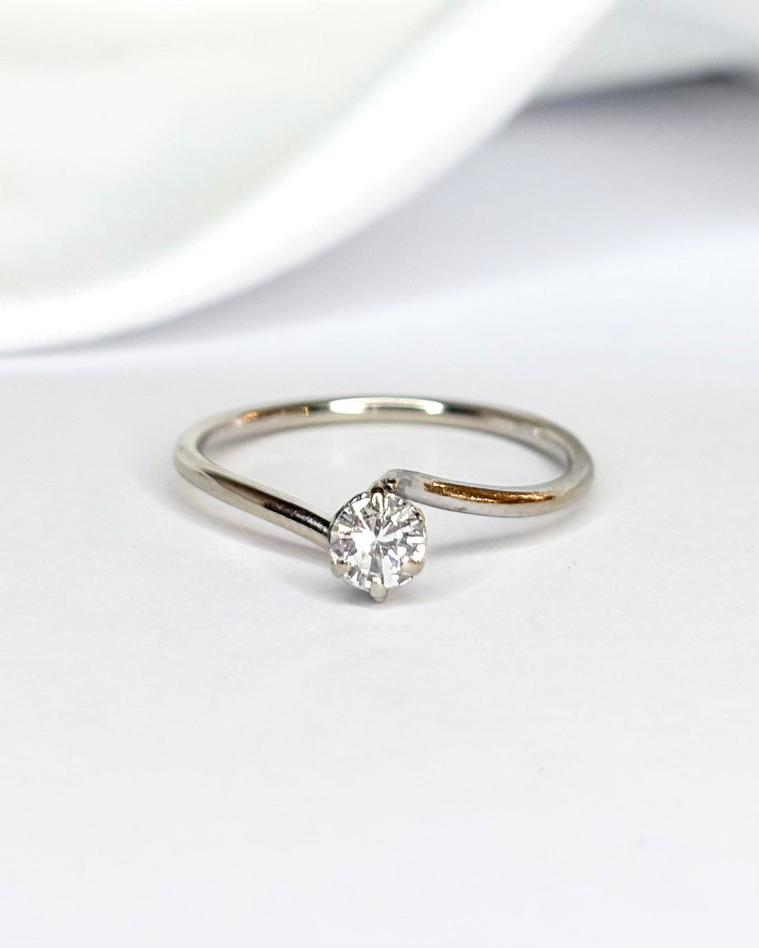 Bague Solitaire Diamant 0.33 carat "Ilona" - Elliade Paris