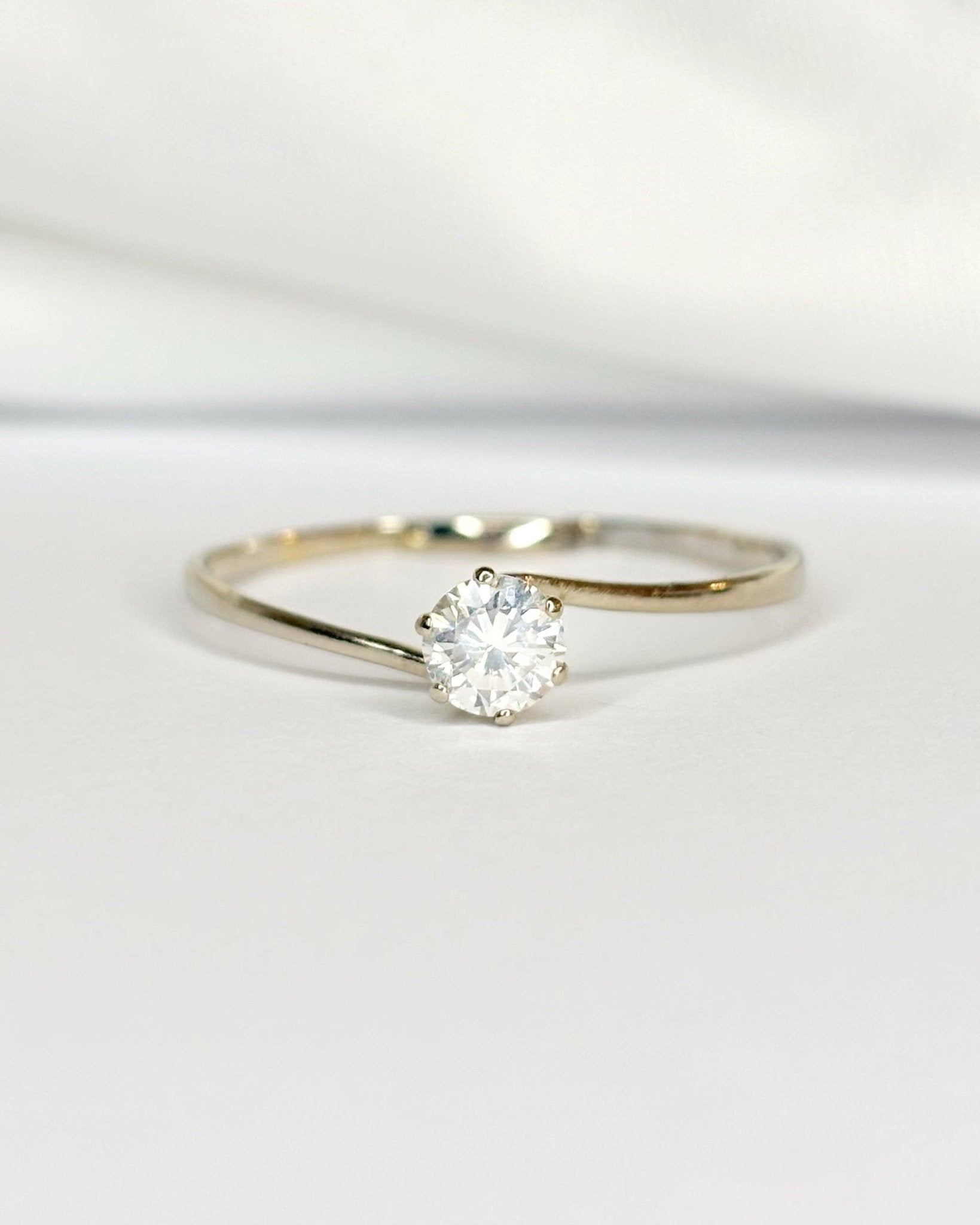 Bague Solitaire Diamant 0.33 carat "Millie" - Elliade Paris