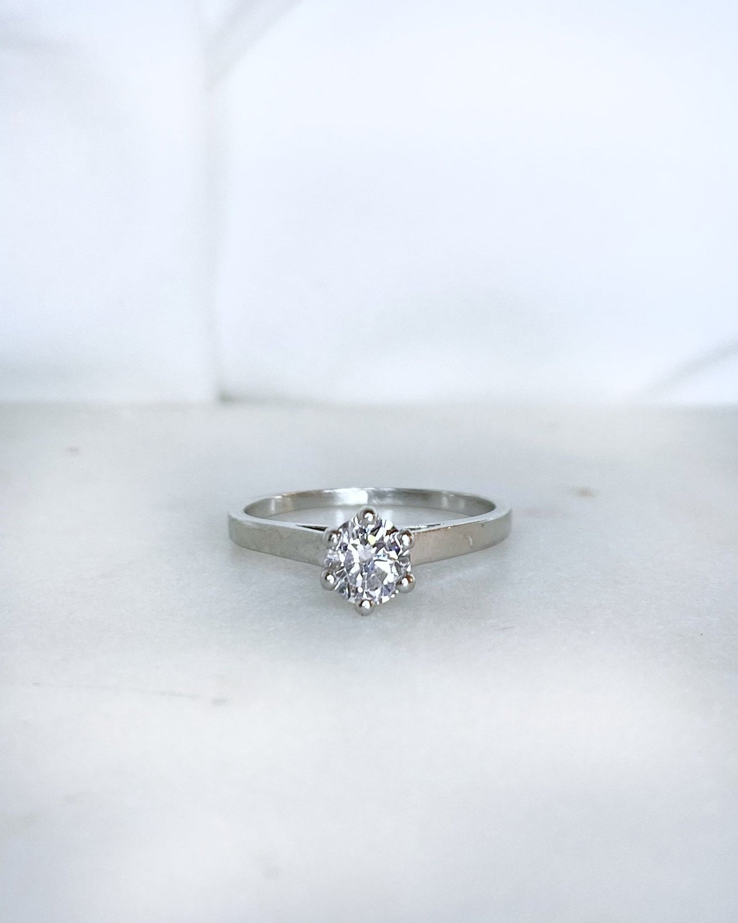 Bague Solitaire Diamant 0.42 carat &quot;Péryla&quot; - Elliade Paris