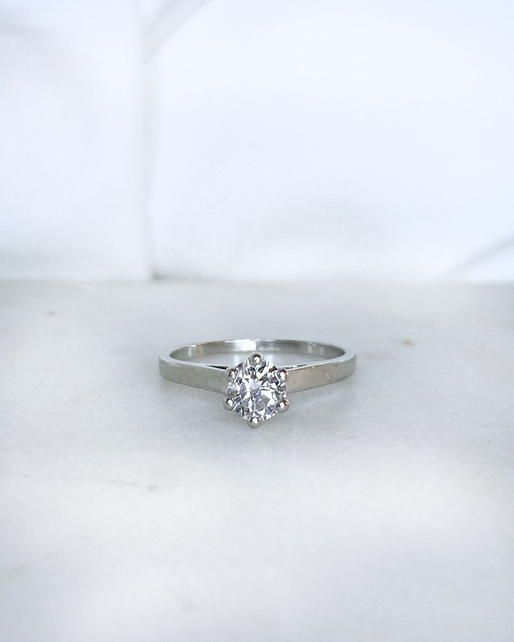 Bague Solitaire Diamant 0.42 carat &quot;Péryla&quot; - Elliade Paris