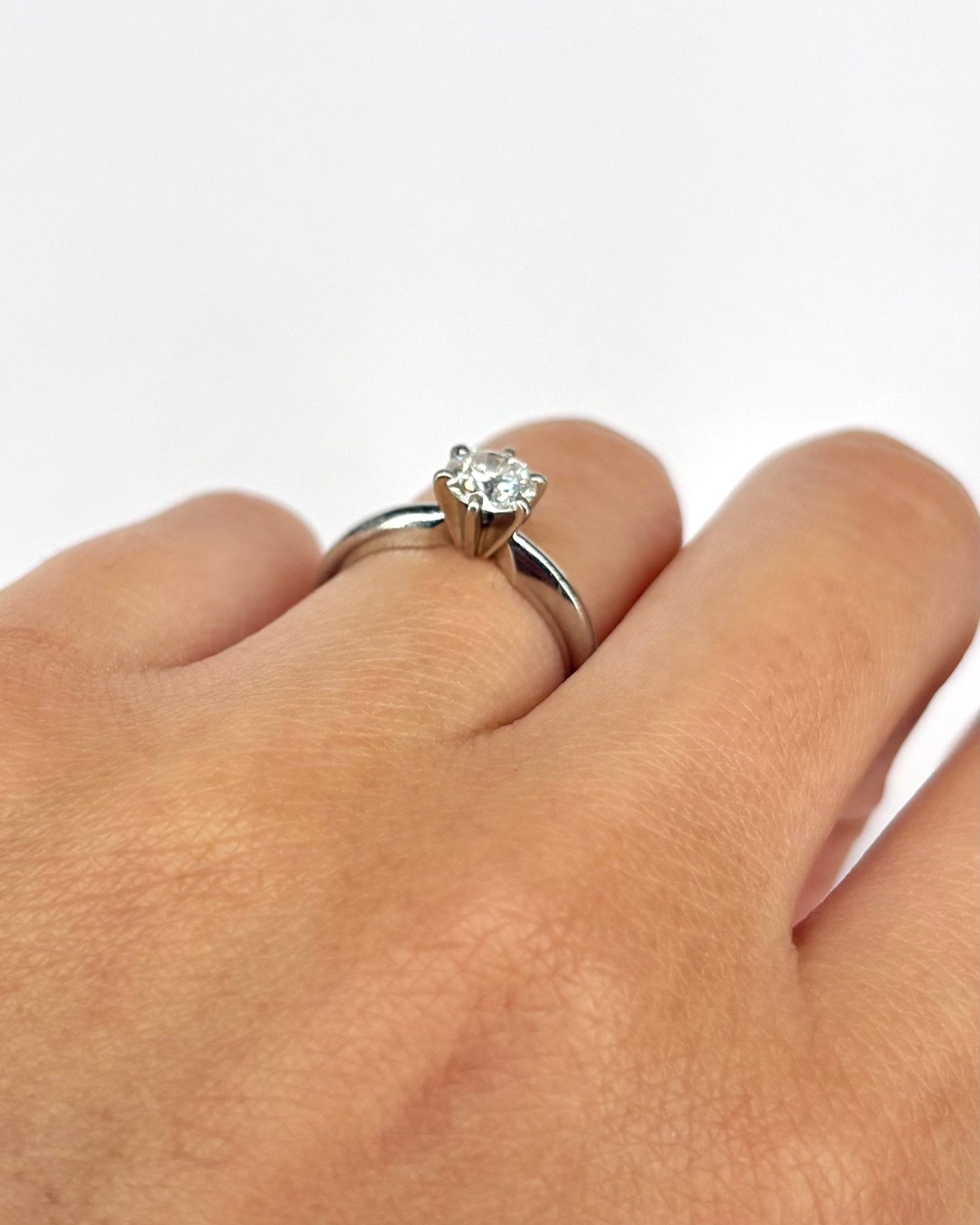 Bague Solitaire Diamant 0.57 carat "Thaïs" - Elliade Paris