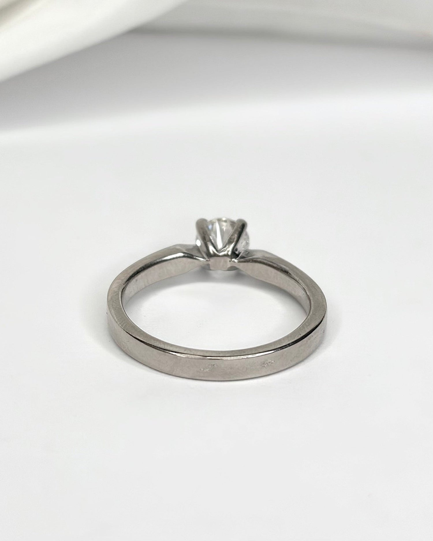 Bague Solitaire Diamant 0.65 carat "Flavie" - Elliade Paris