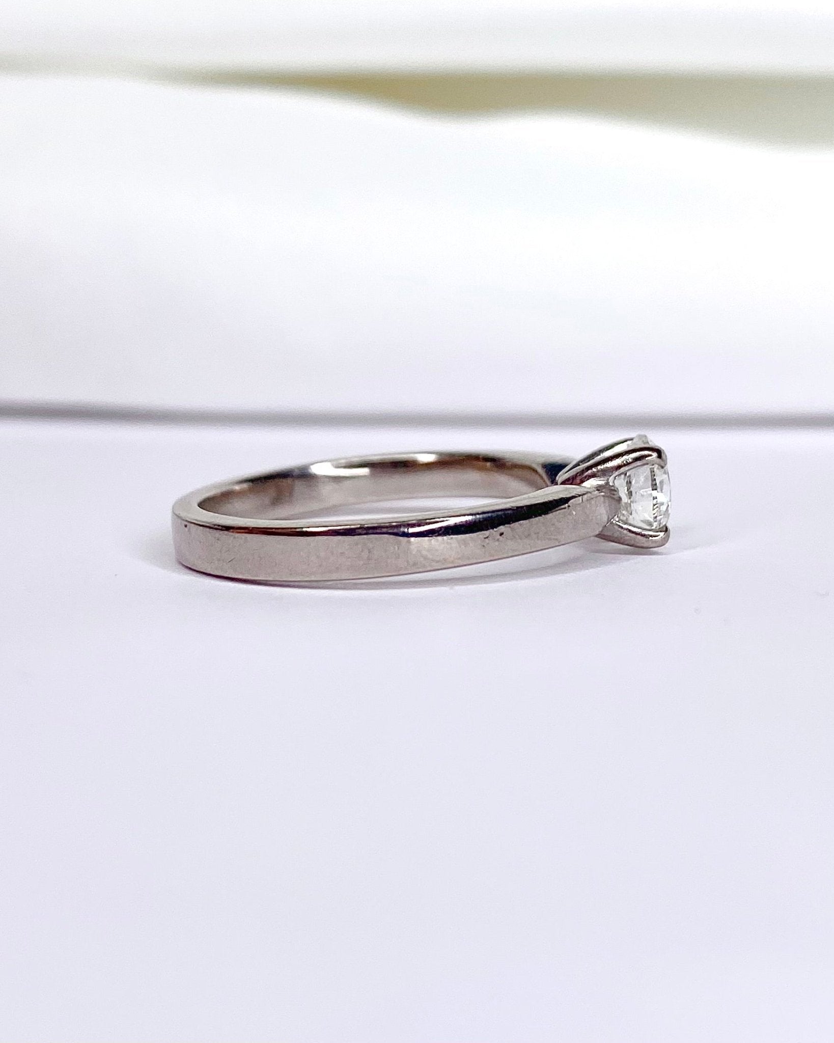 Bague Solitaire Diamant 0.65 carat "Flavie" - Elliade Paris