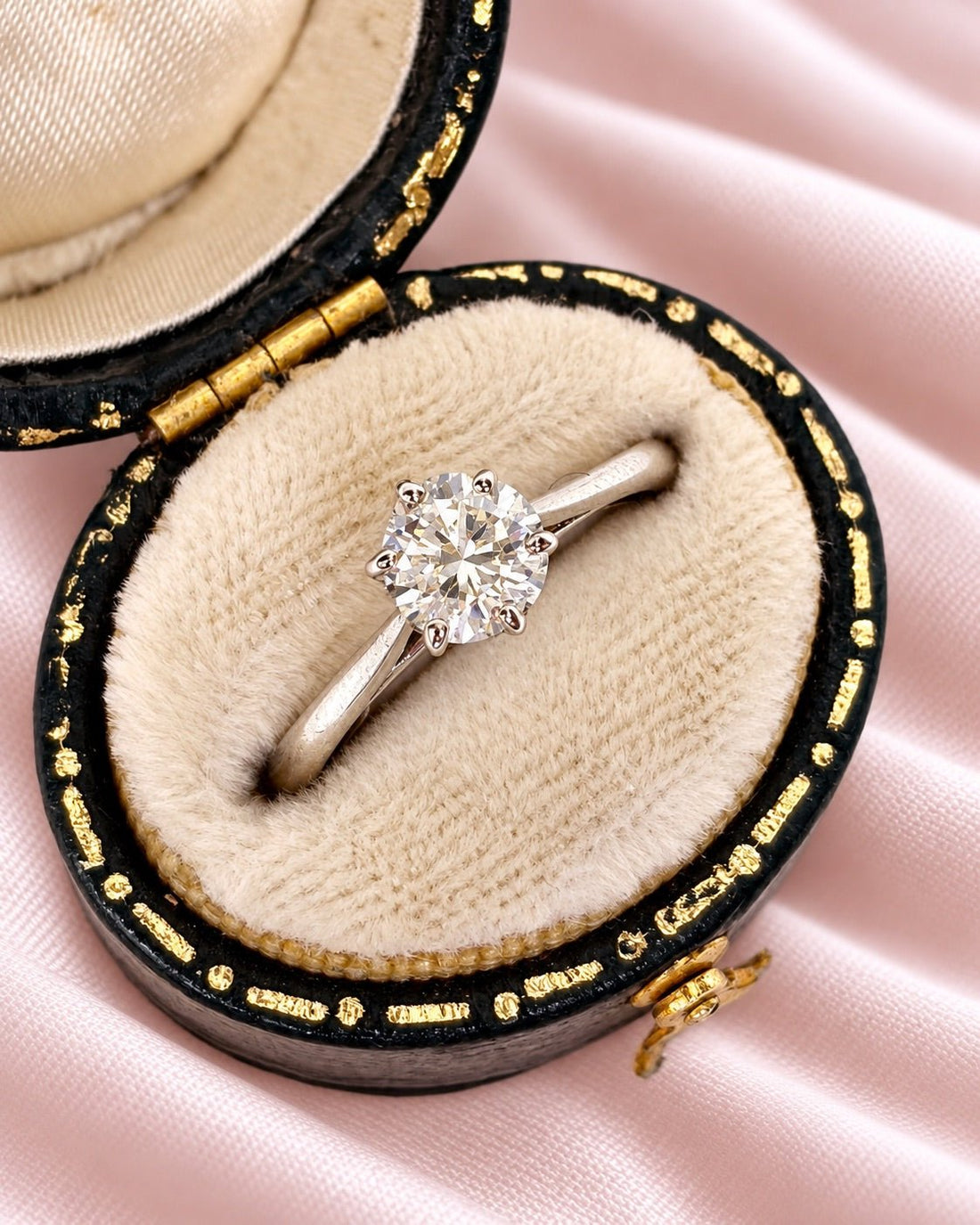 Bague Solitaire Diamant 0.74 carat I/VVS "Nesserine" - Elliade Paris