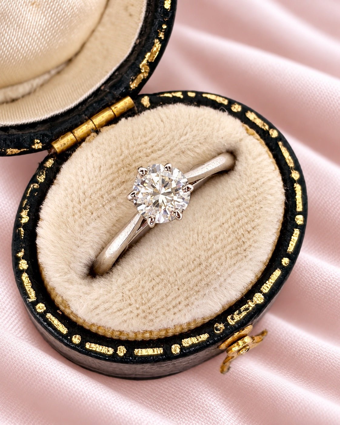Bague Solitaire Diamant 0.74 carat I/VVS "Nesserine" - Elliade Paris