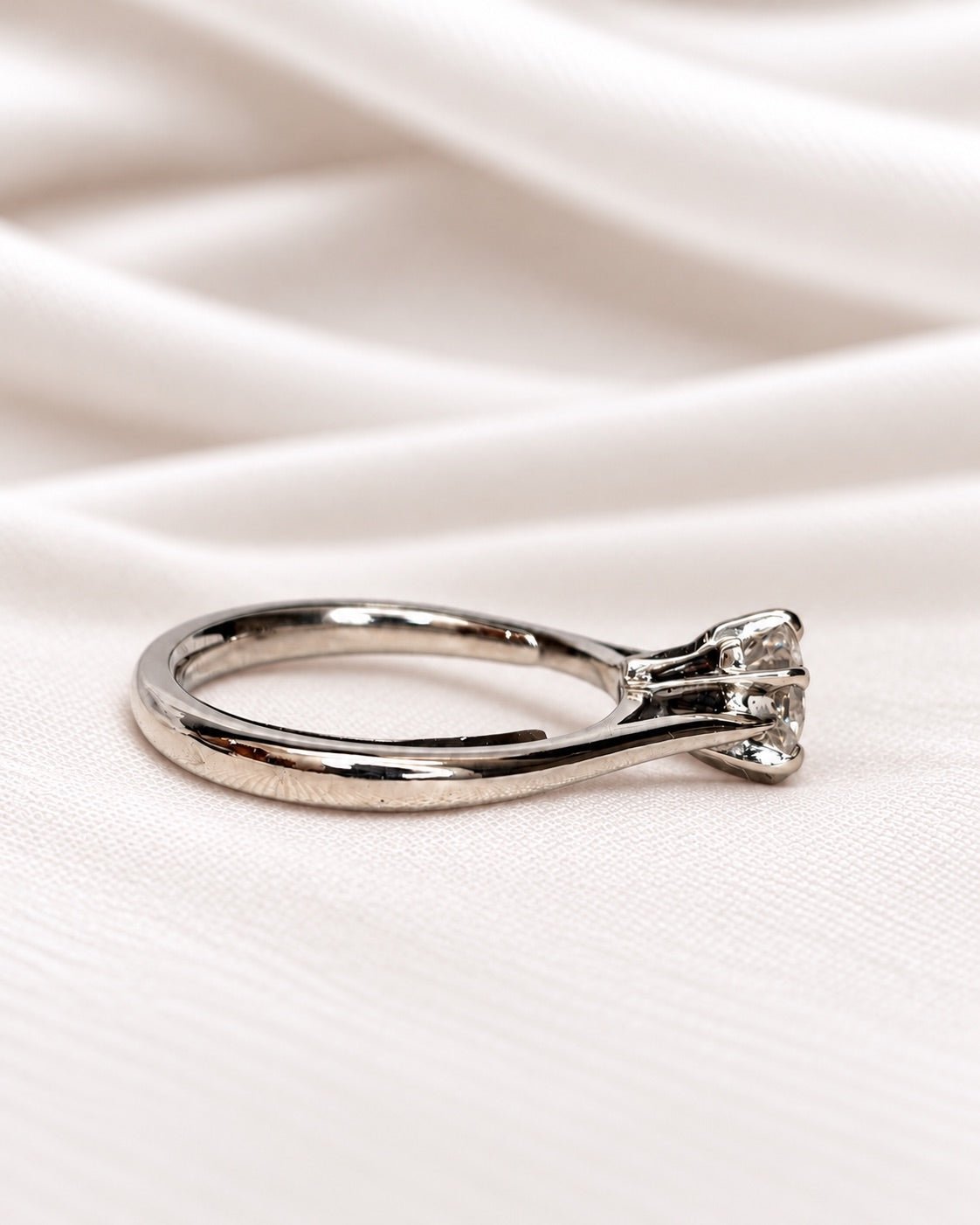 Bague Solitaire Diamant 0.74 carat I/VVS "Nesserine" - Elliade Paris
