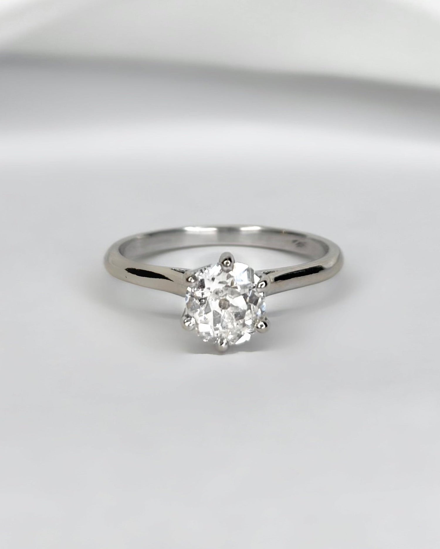 Bague Solitaire Diamant 0.90 carat "Elia" - Elliade Paris