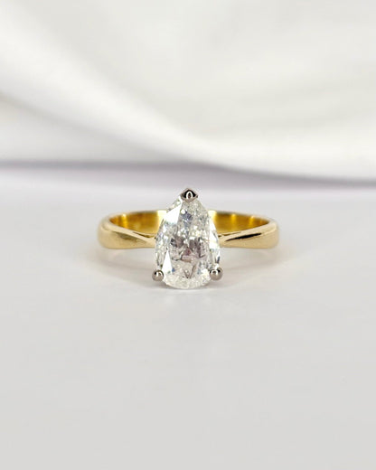 Bague Solitaire Diamant 1 carat Taille Poire "Dina" - Elliade Paris