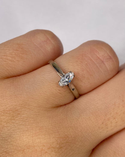 Bague Solitaire Diamant Marquise 0.24 carat &quot;Emine&quot; - Elliade Paris