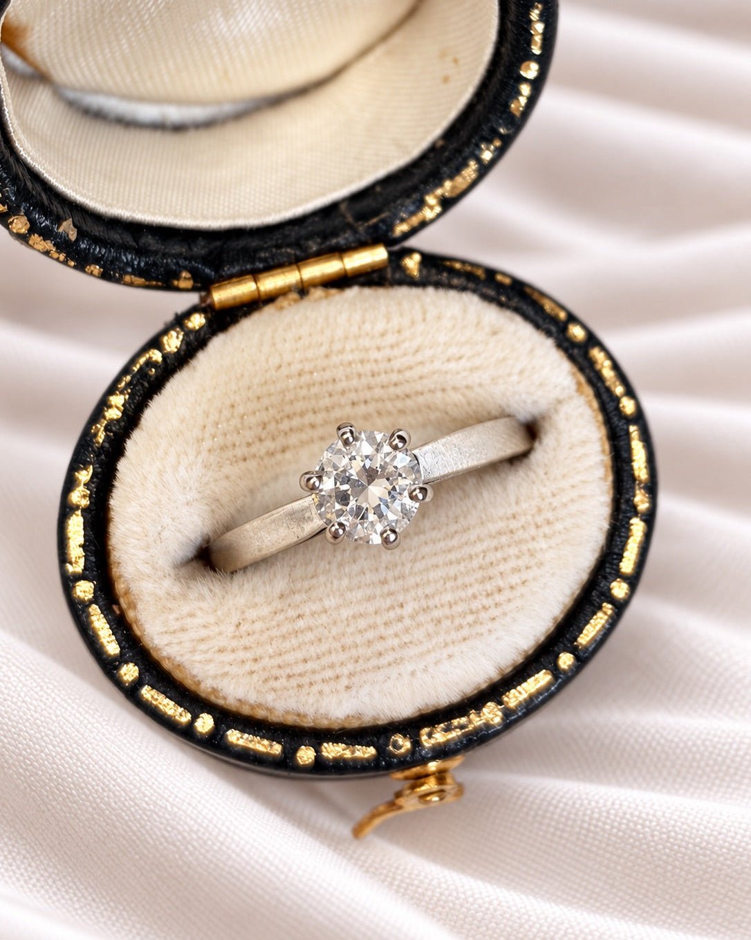 Bague Solitaire Diamant t F/VVS 0.55 carat "Julie" - Elliade Paris