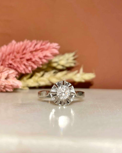 Bague Solitaire Vintage Diamant 0.50 carat &quot;Mounia&quot;