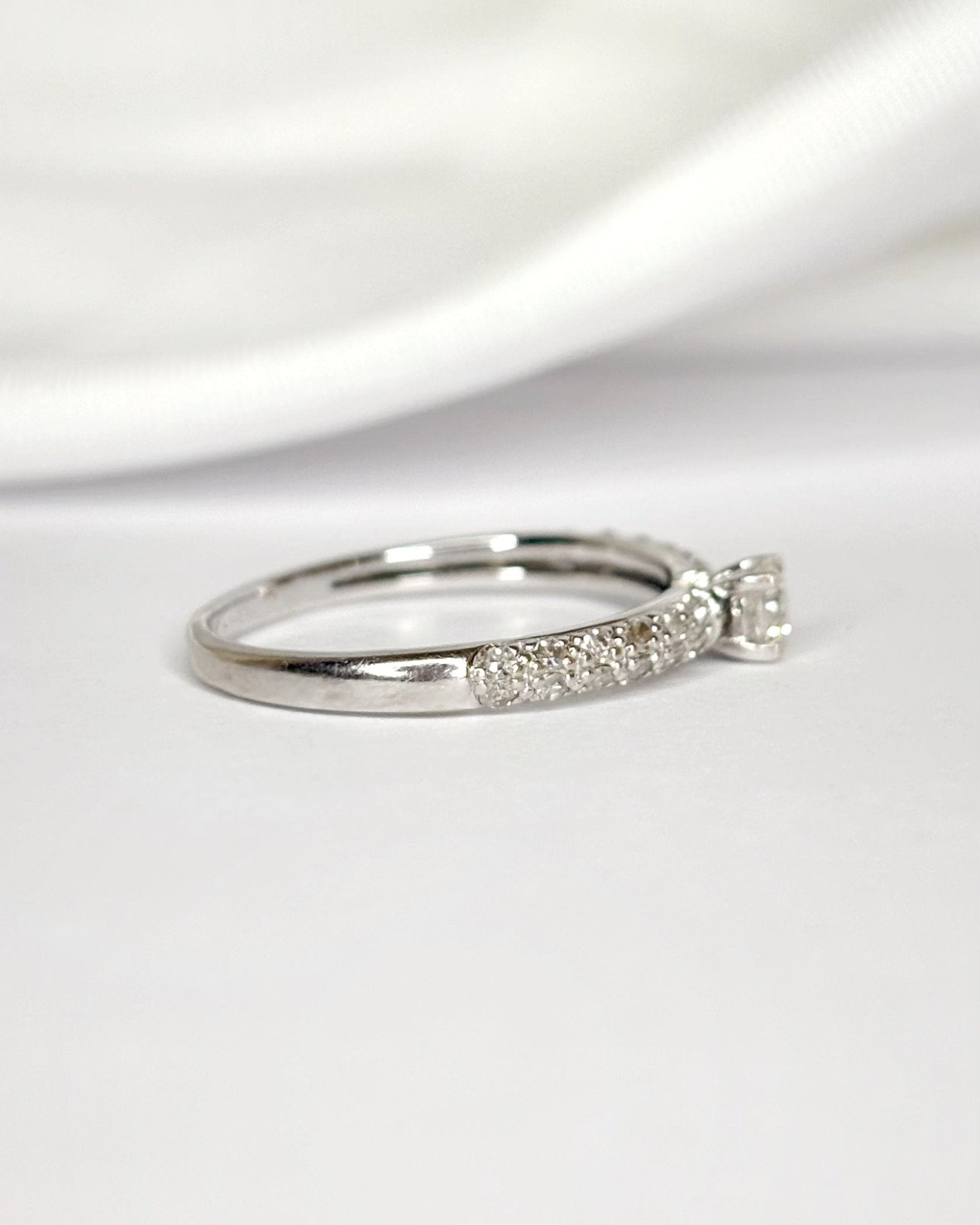 Bague Solitaire Diamants 0.39 carat "Olivia" - Elliade Paris