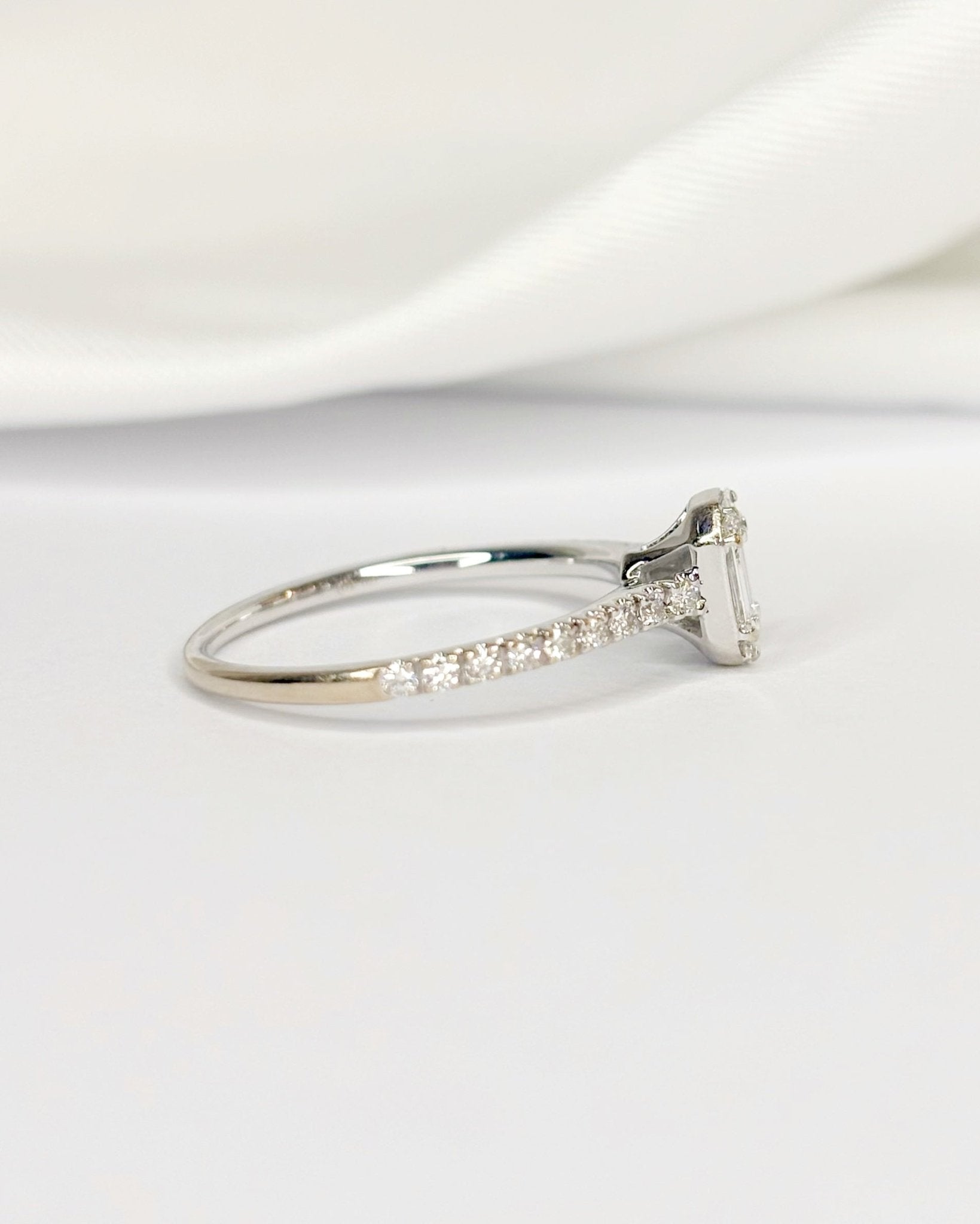 Bague Solitaire Diamants 0.39 carat "Rahma" - Elliade Paris