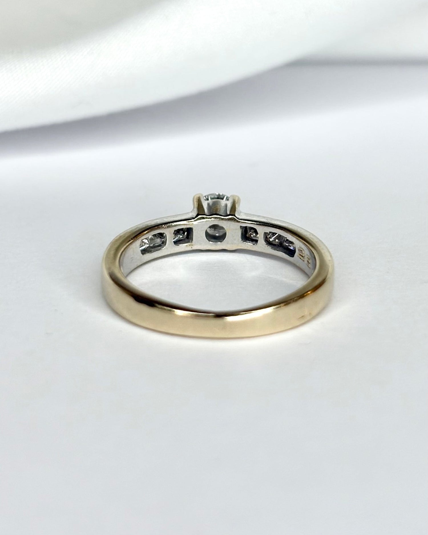 Bague Solitaire Diamants 0.59 carat "Georgia" - Elliade Paris