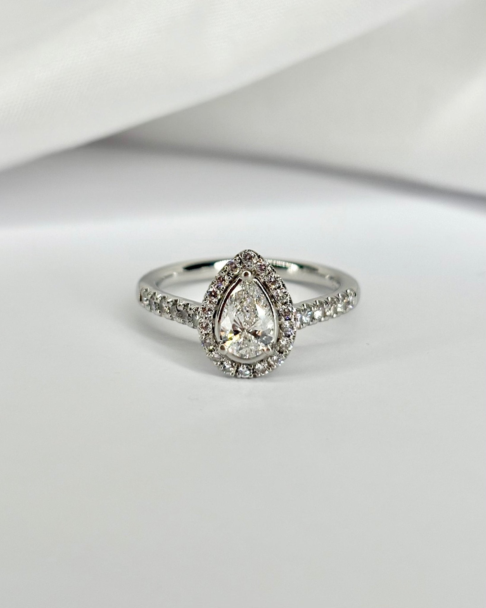 Bague Solitaire Diamants 1.03 carat "Noëmie" - Elliade Paris