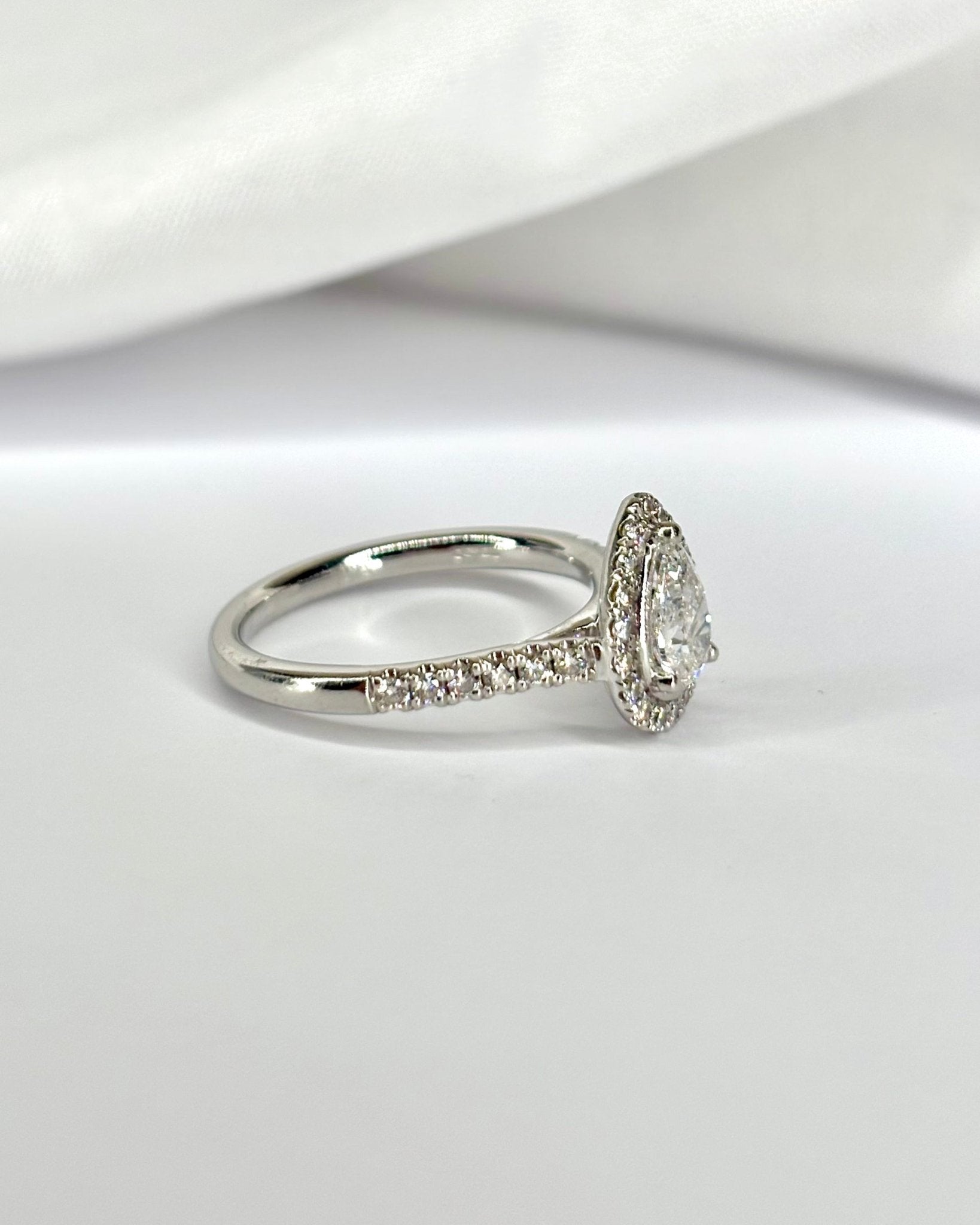 Bague Solitaire Diamants 1.03 carat "Noëmie" - Elliade Paris