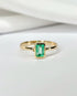 Bague Solitaire Émeraude 0.74 carat "Donna" - Elliade Paris