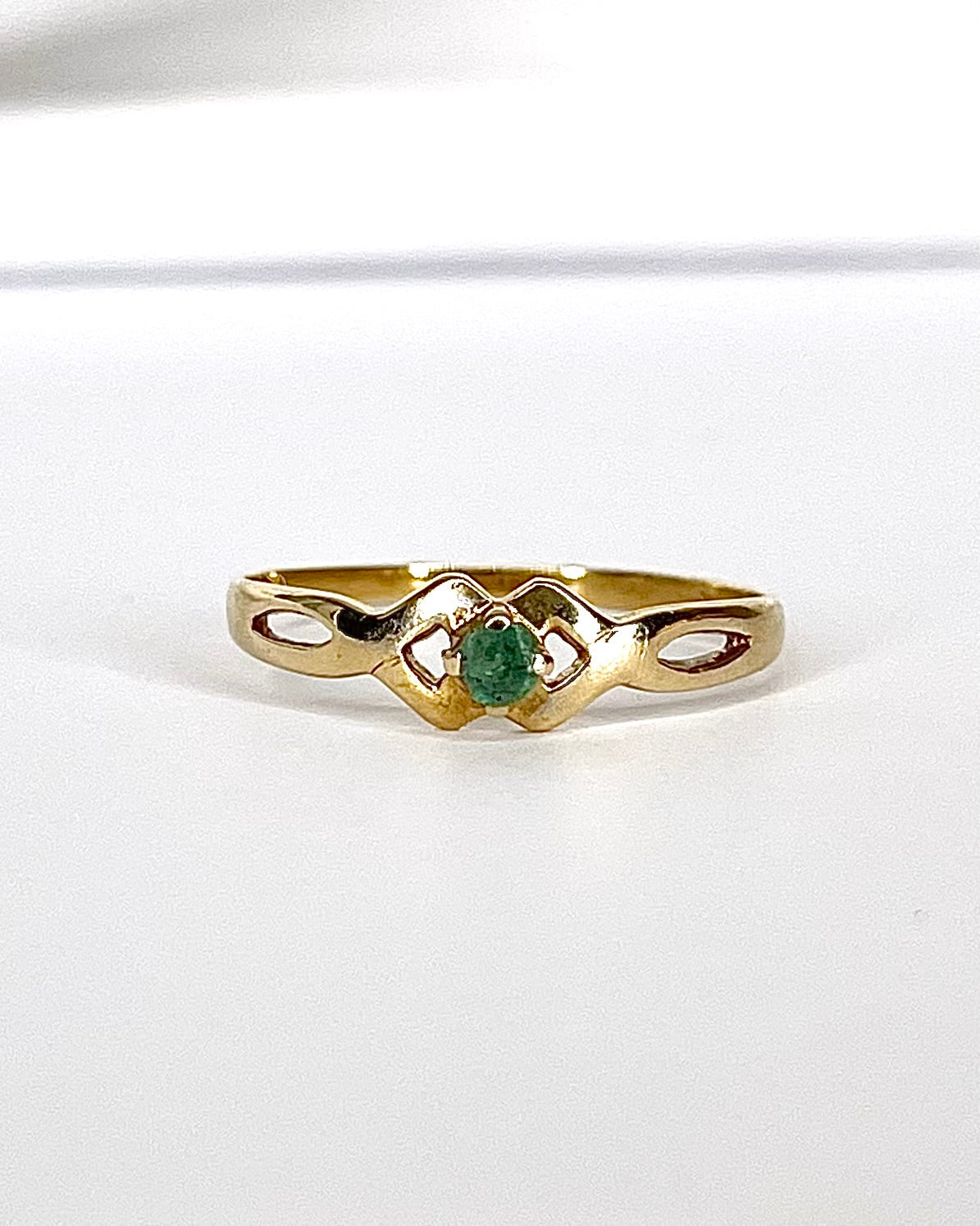 Bague Solitaire Émeraude "Billy" - Elliade Paris