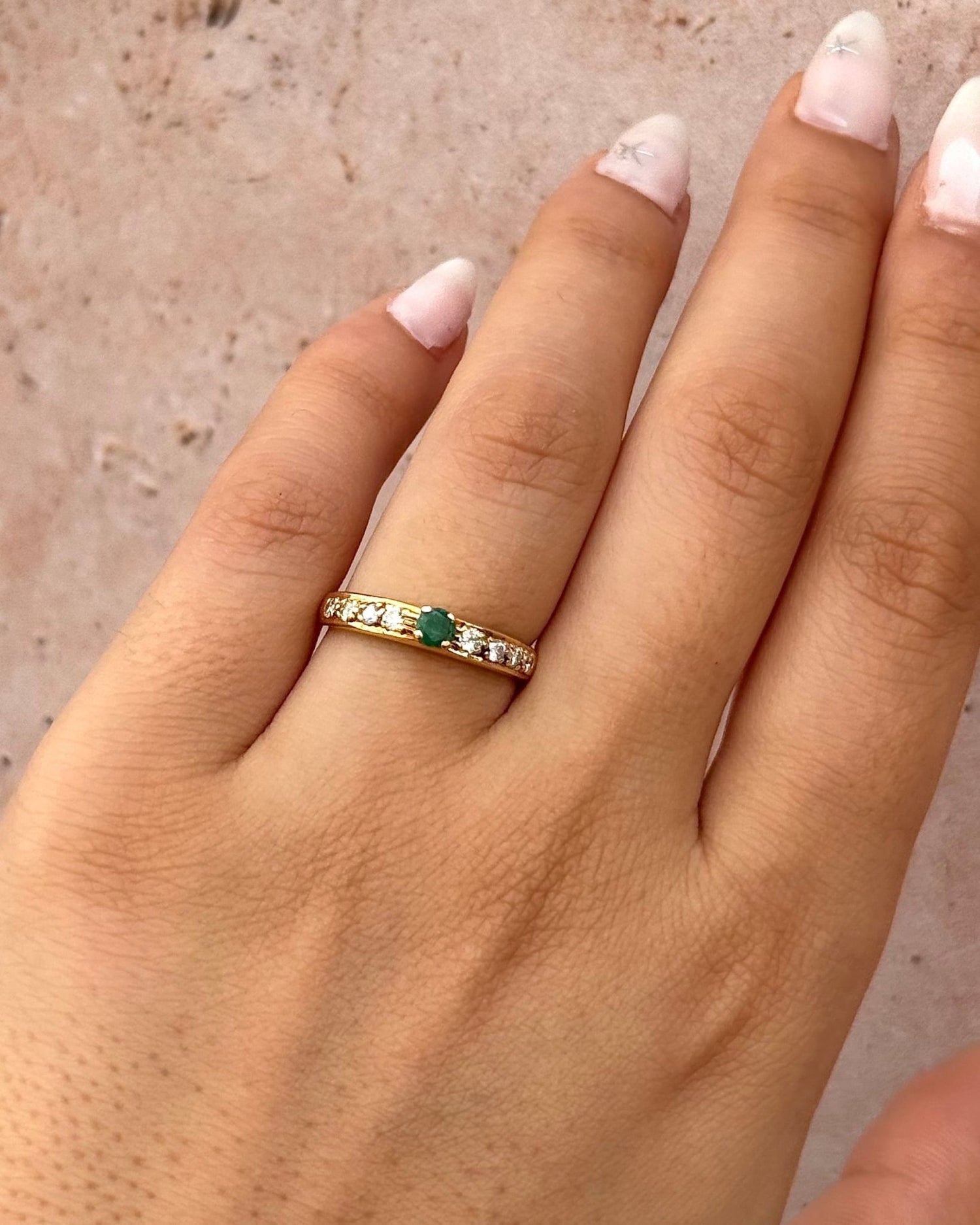 Bague Solitaire Émeraude &amp; Diamants "Zélie" - Elliade Paris