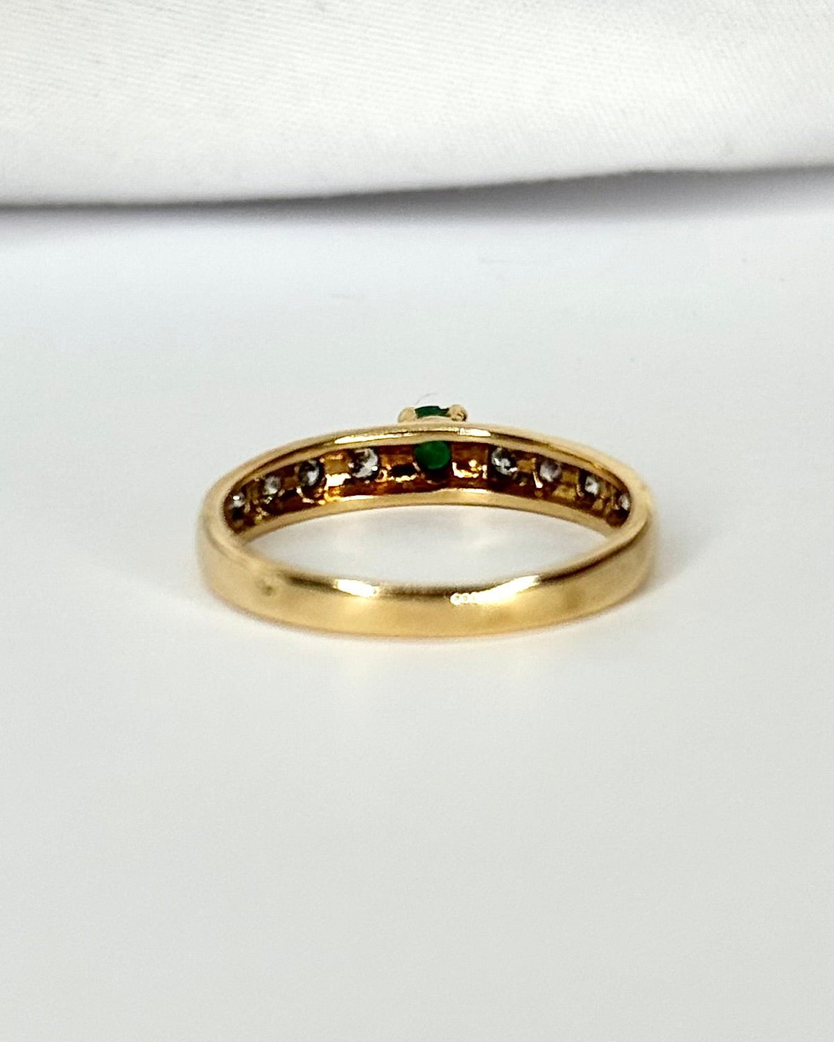 Bague Solitaire Émeraude &amp; Diamants "Zélie" - Elliade Paris