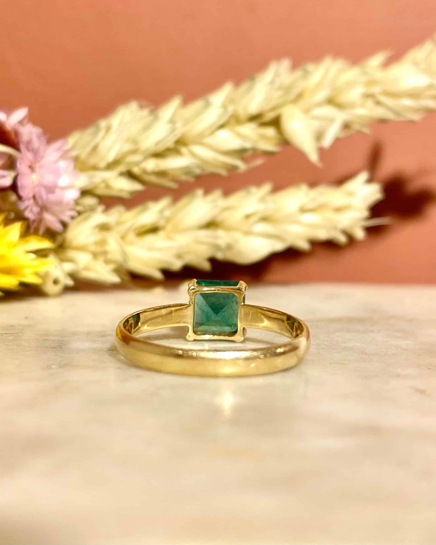 Bague Solitaire Émeraude 0.80 carat &quot;Frances&quot;