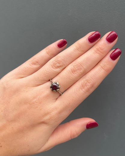 Bague Solitaire Grenat 1.35 carat &quot;Raphaela&quot; - Elliade Paris